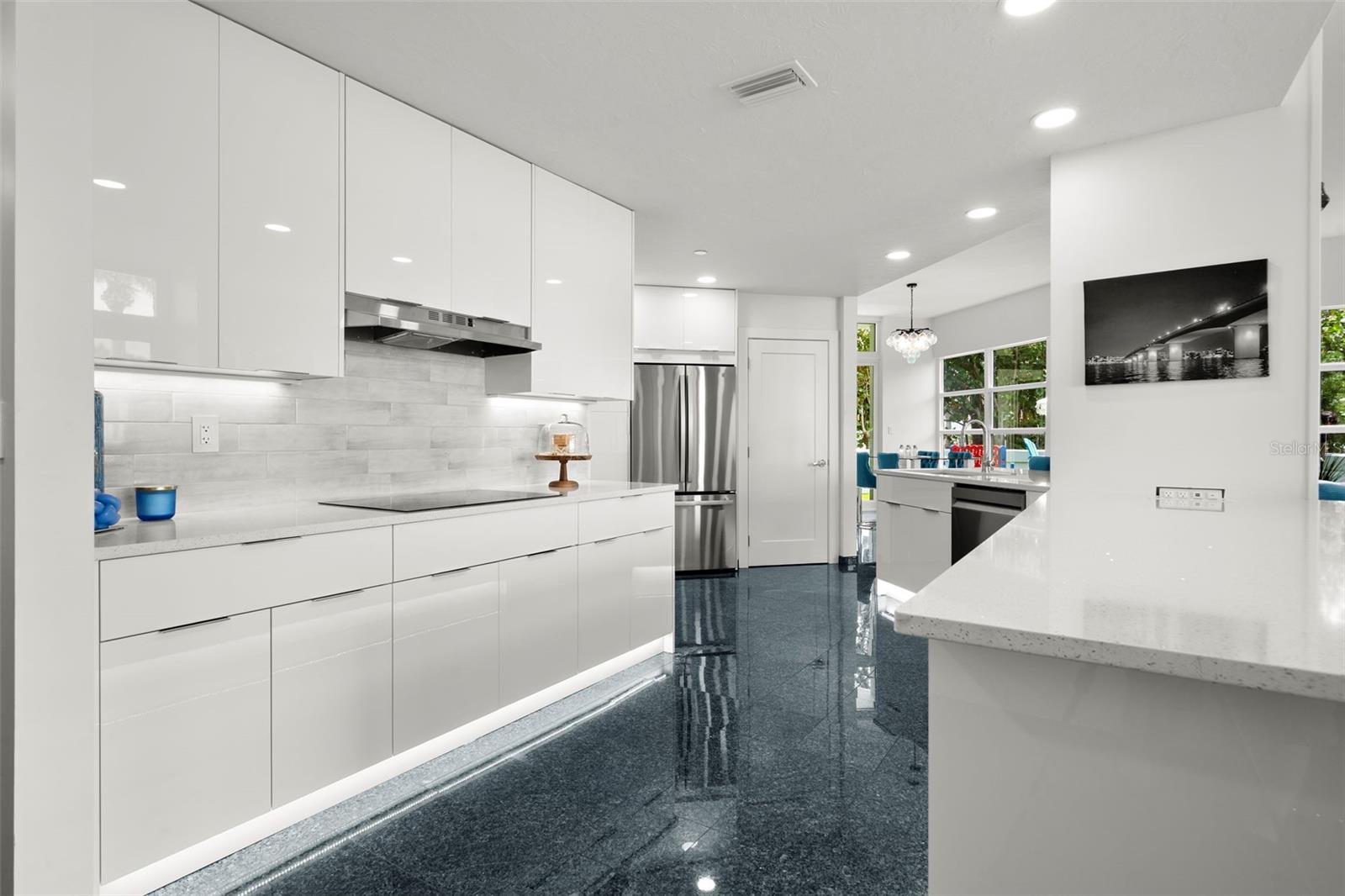 988 BLVD OF THE ARTS #109, SARASOTA, FL, 34236
