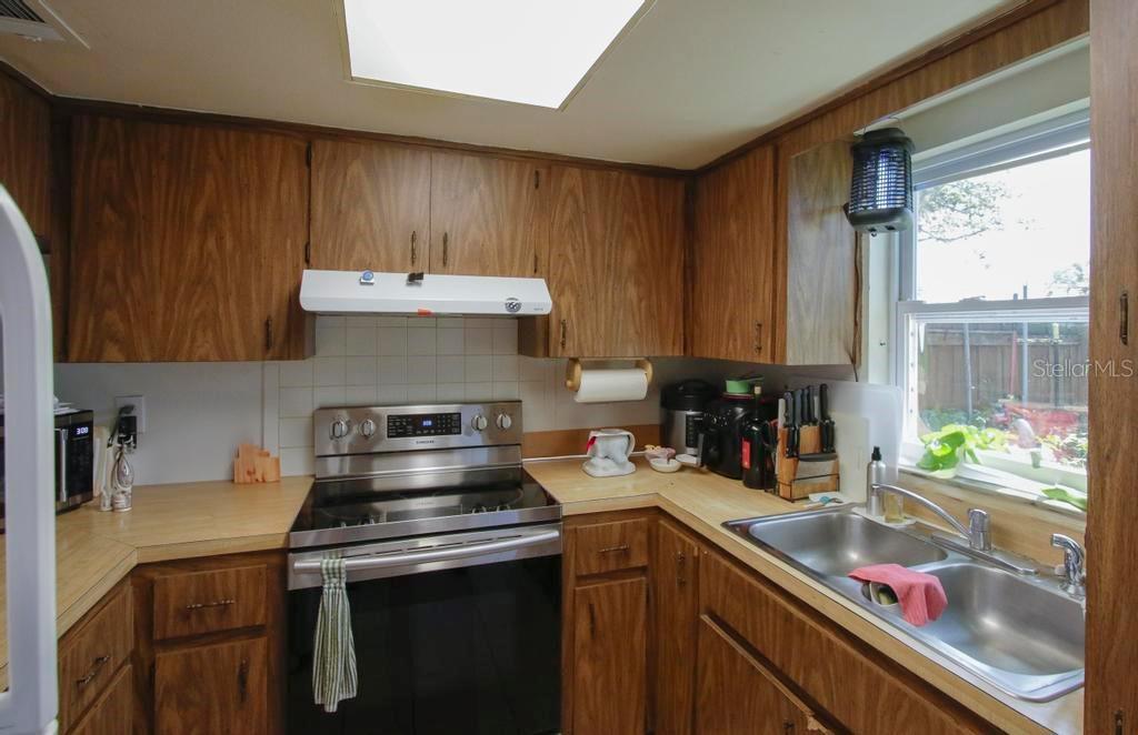 2725 BELLE HAVEN DR, CLEARWATER, FL, 33763