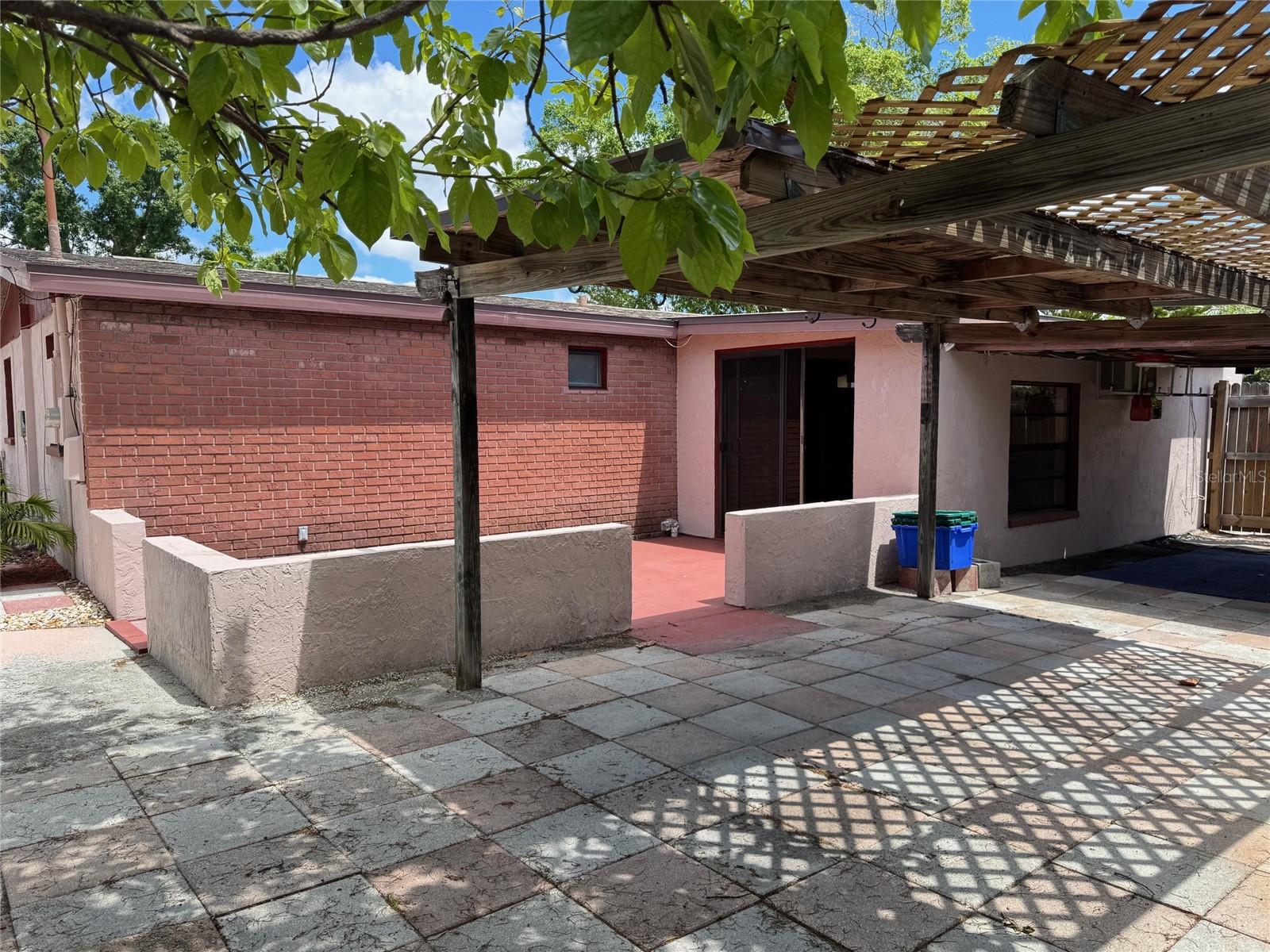 6420 N THATCHER AVE, TAMPA, FL, 33614