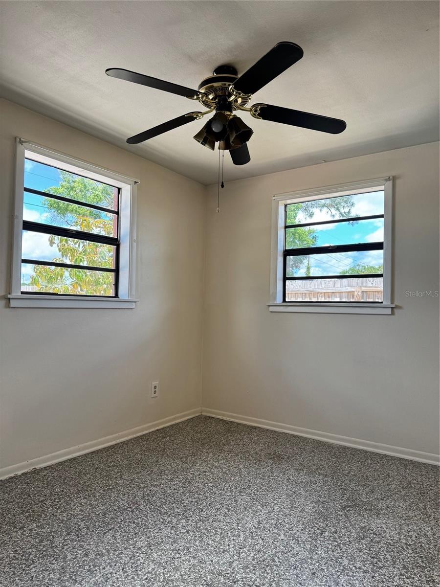 6420 N THATCHER AVE, TAMPA, FL, 33614