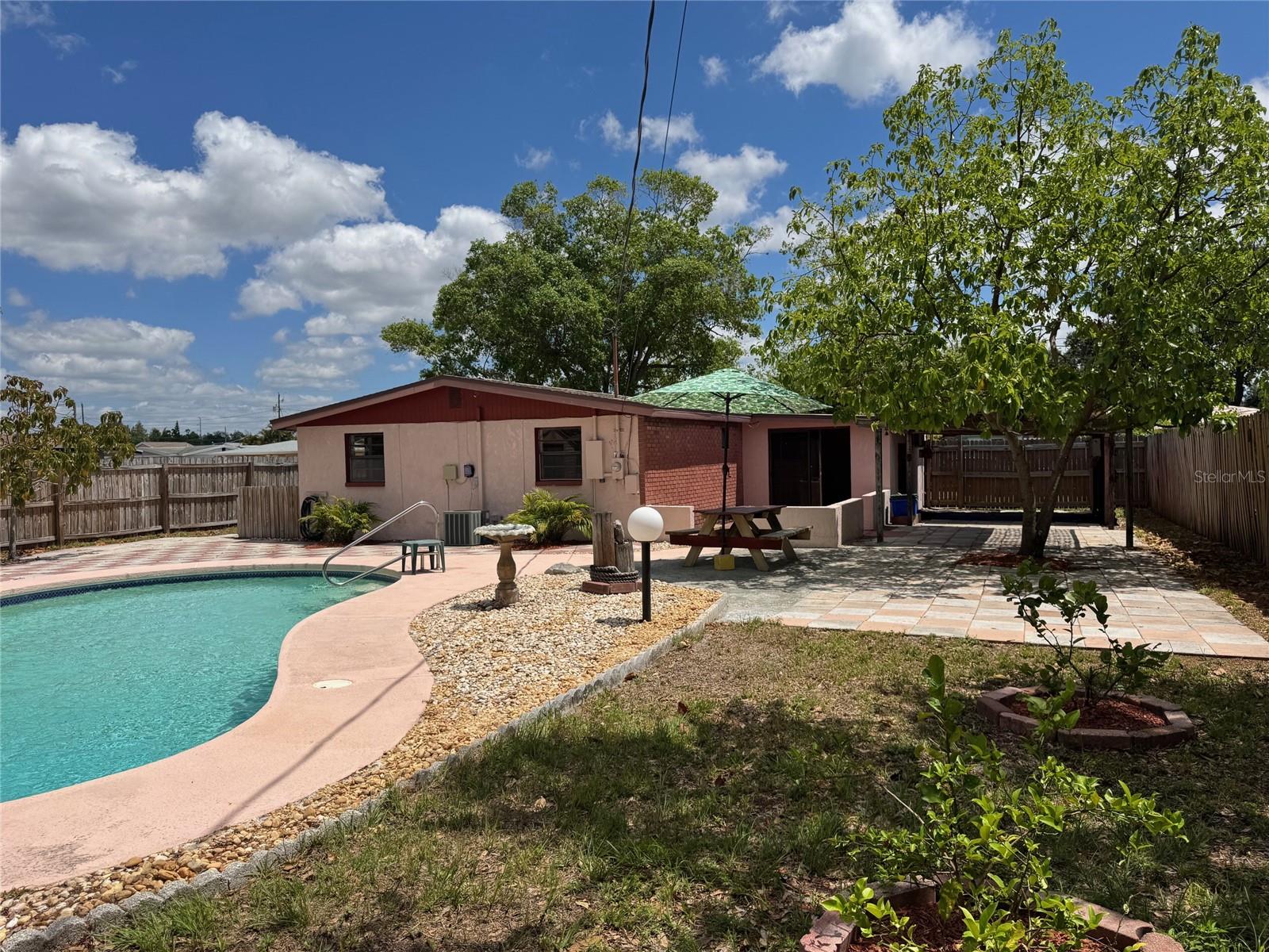 6420 N THATCHER AVE, TAMPA, FL, 33614