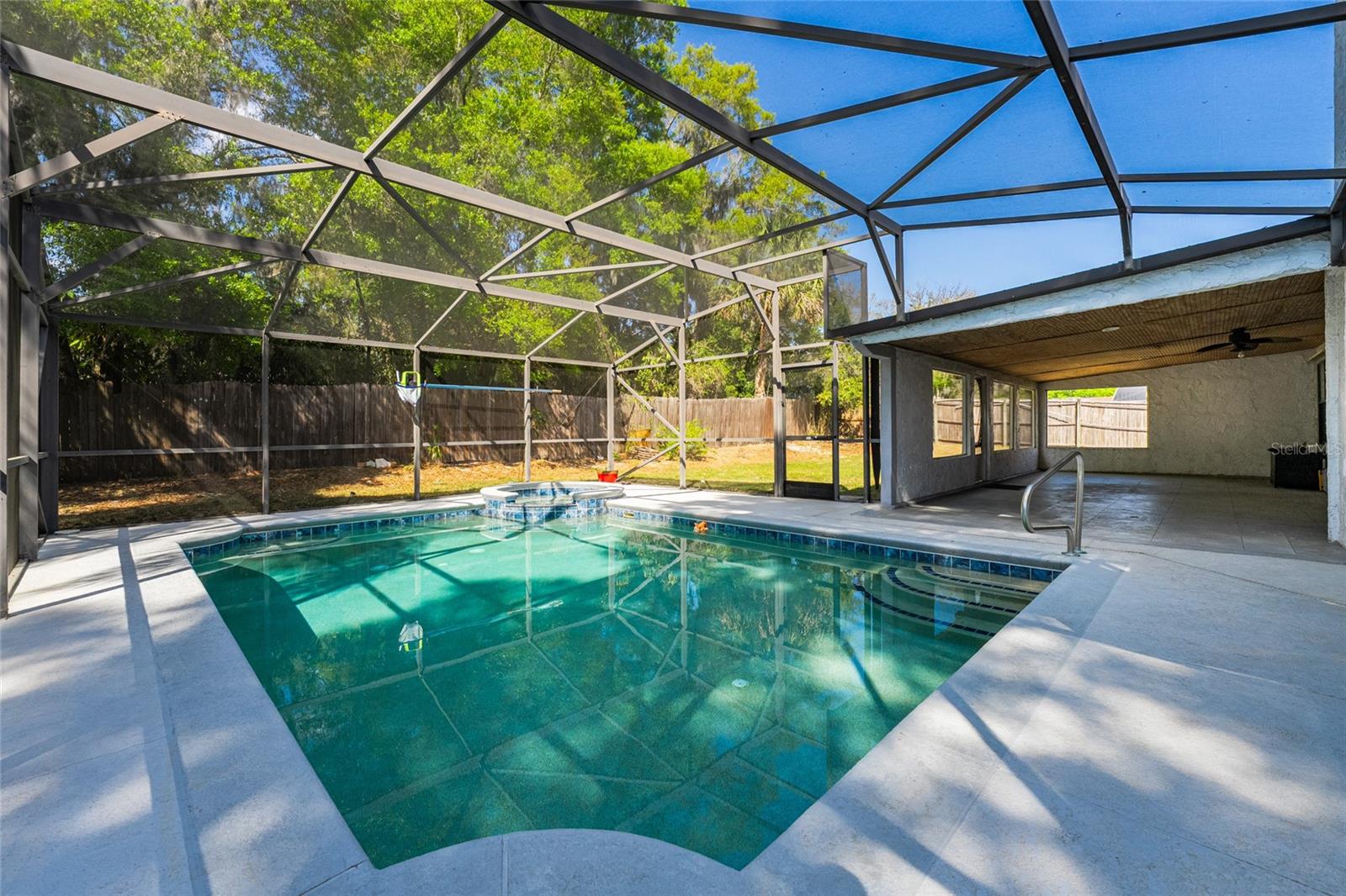 515 COLUMBUS AVE, ORANGE CITY, FL, 32763