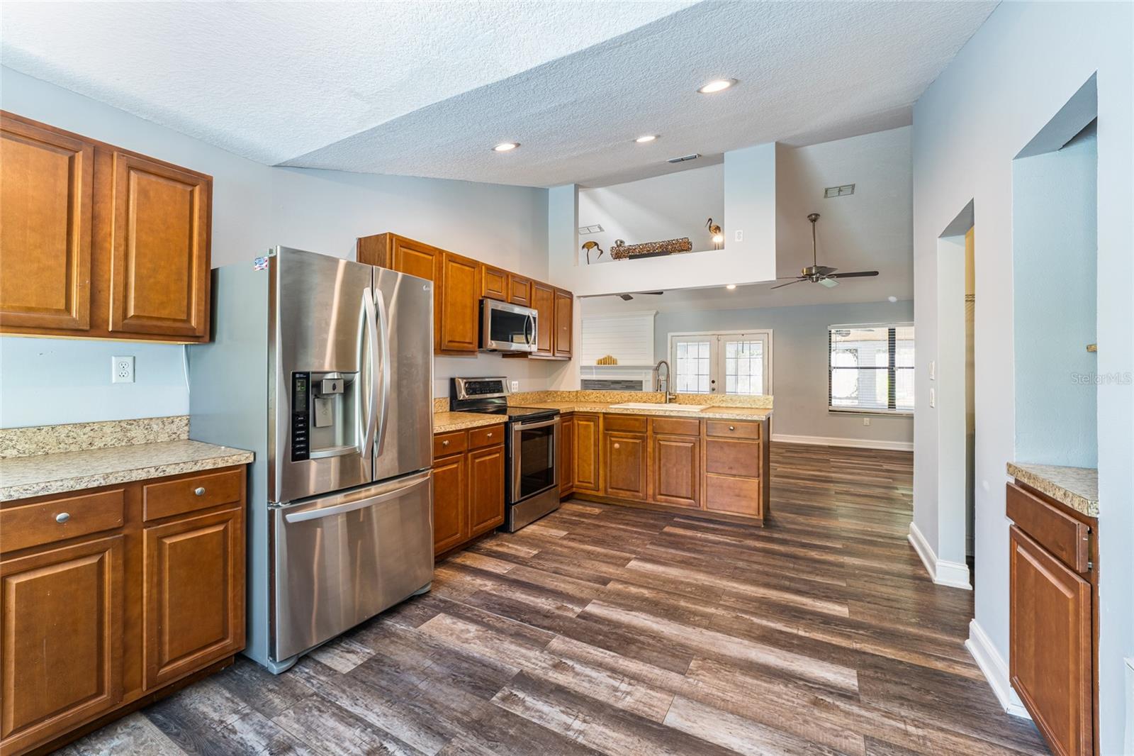 515 COLUMBUS AVE, ORANGE CITY, FL, 32763