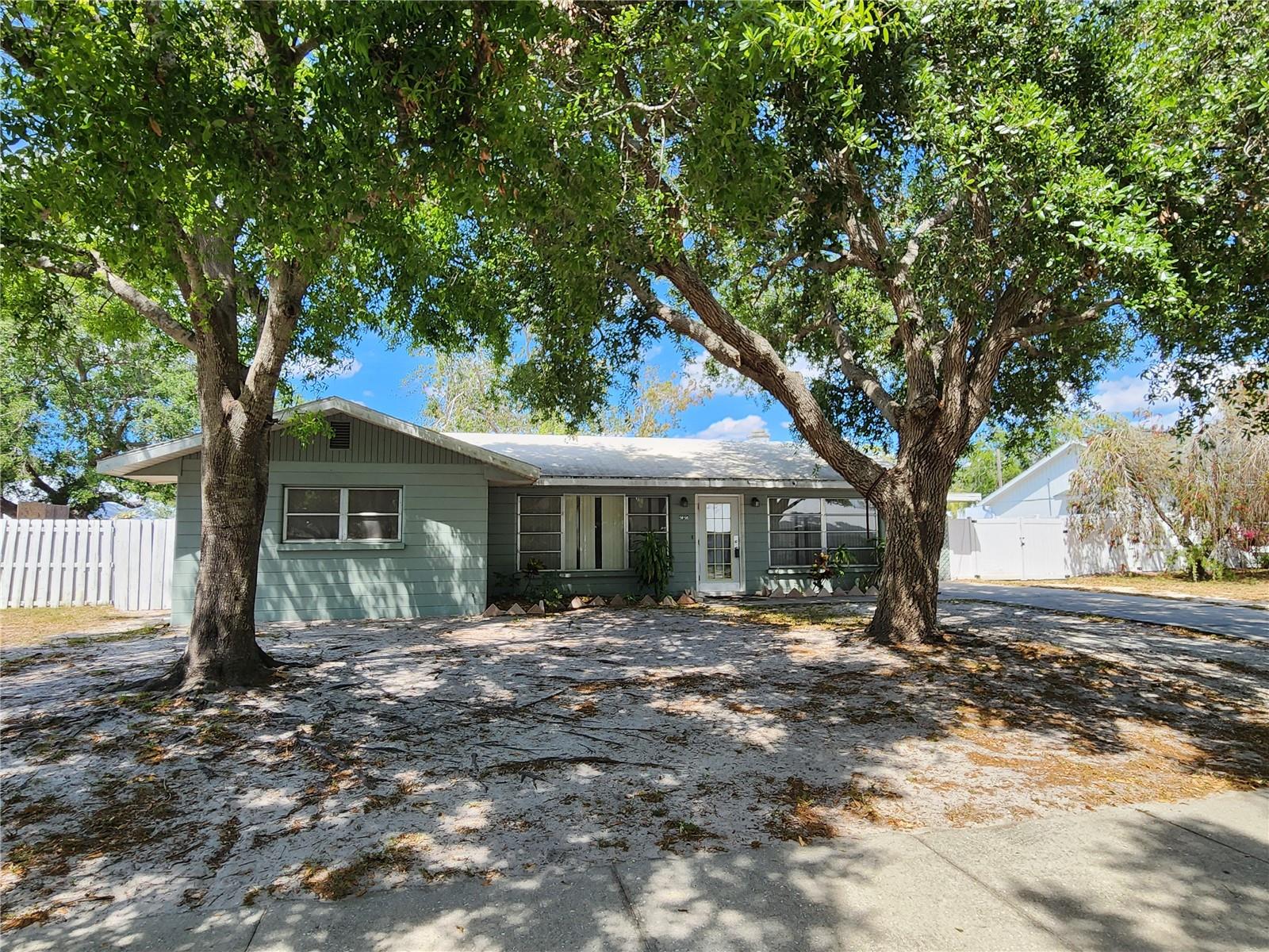 2727 WALDEMERE ST, SARASOTA, FL, 34239