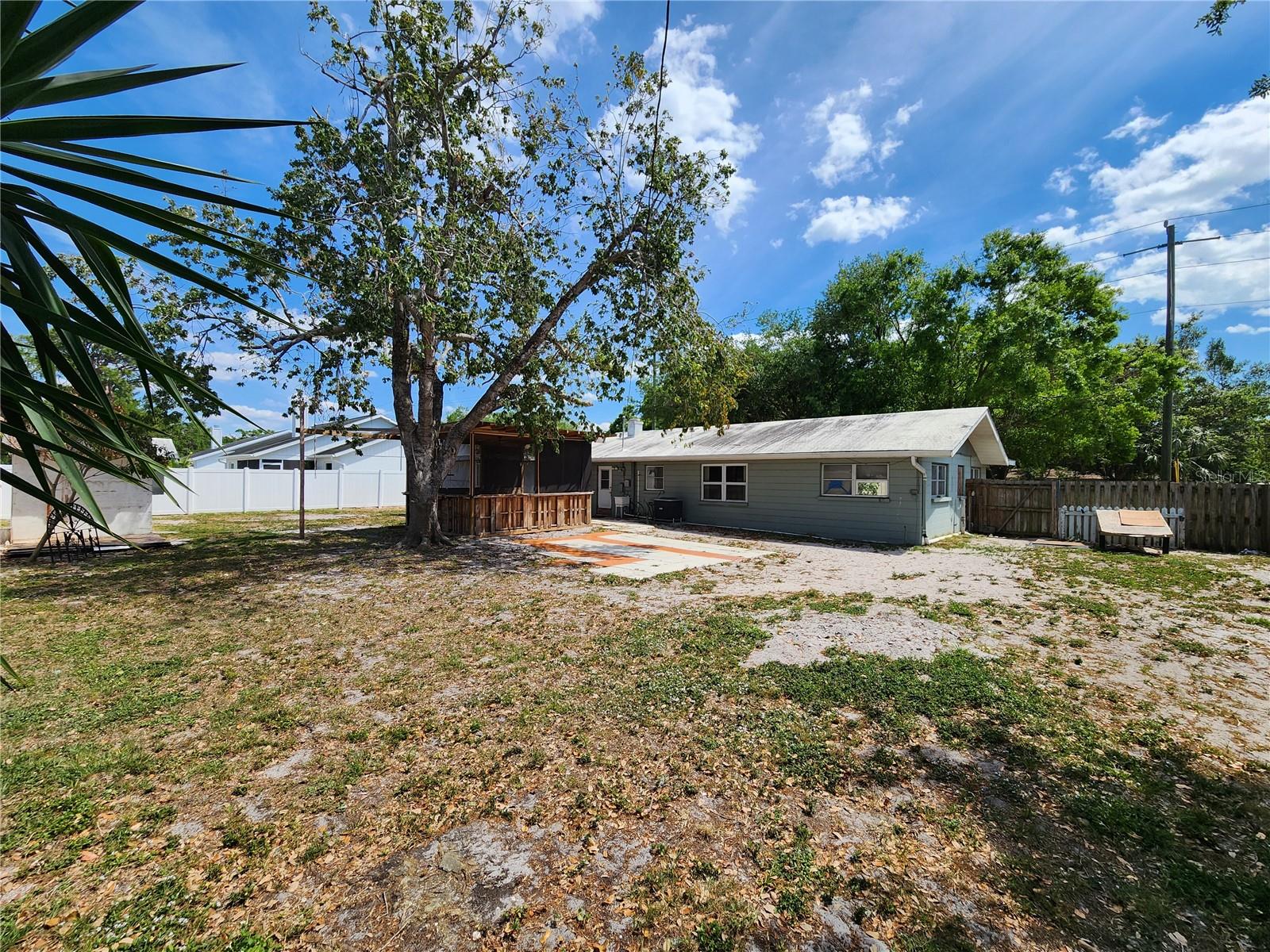 2727 WALDEMERE ST, SARASOTA, FL, 34239