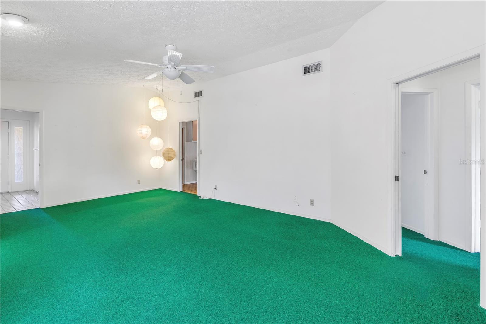 8020 CRANBROOK CT, SEMINOLE, FL, 33777
