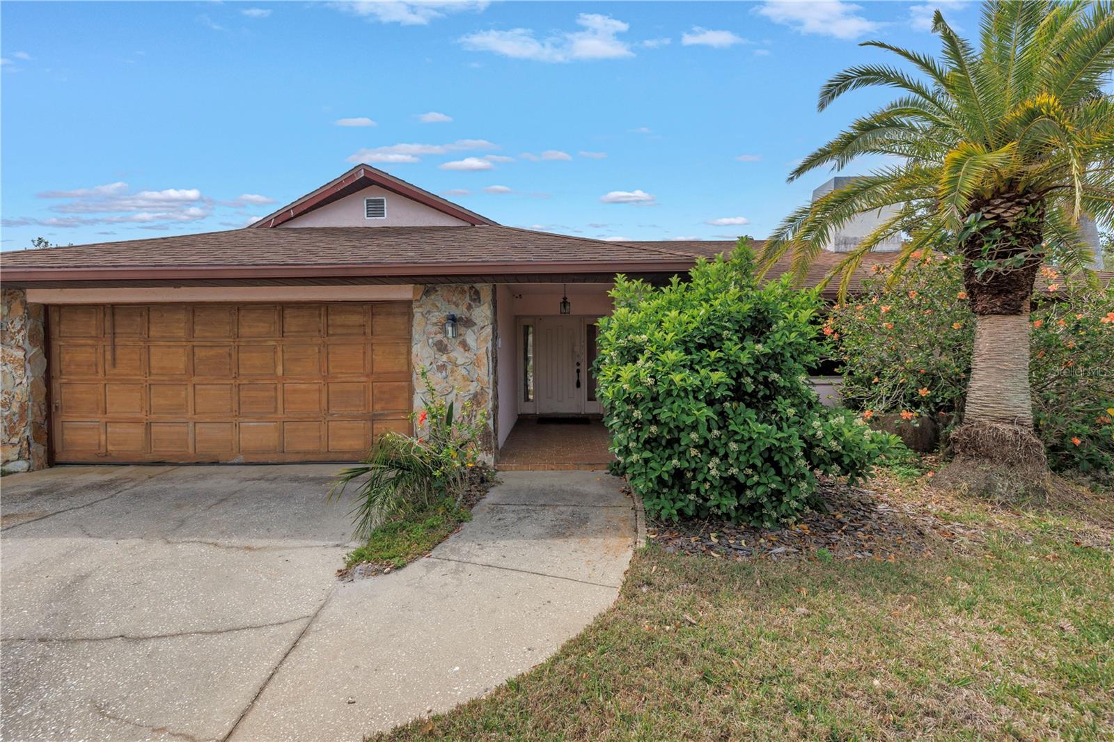 8020 CRANBROOK CT, SEMINOLE, FL, 33777