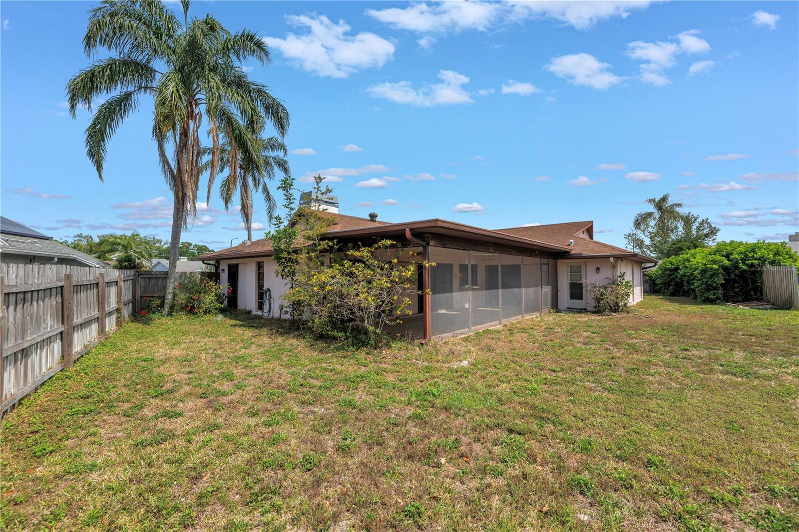 8020 CRANBROOK CT, SEMINOLE, FL, 33777
