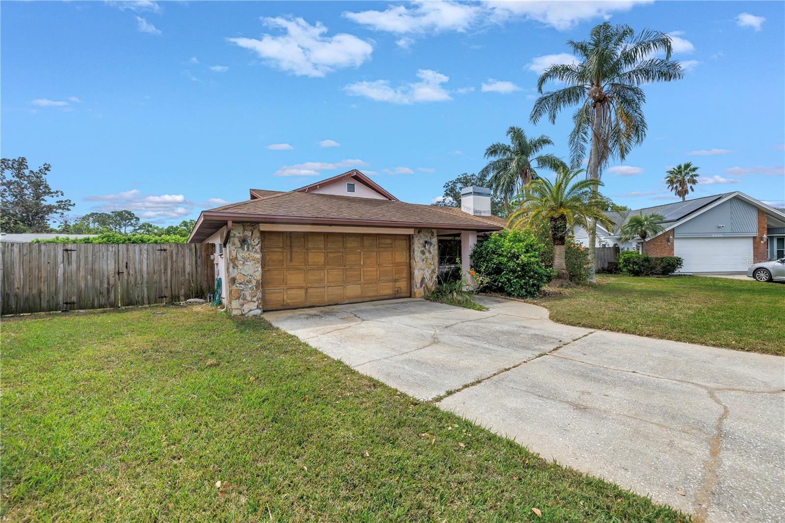 8020 CRANBROOK CT, SEMINOLE, FL, 33777