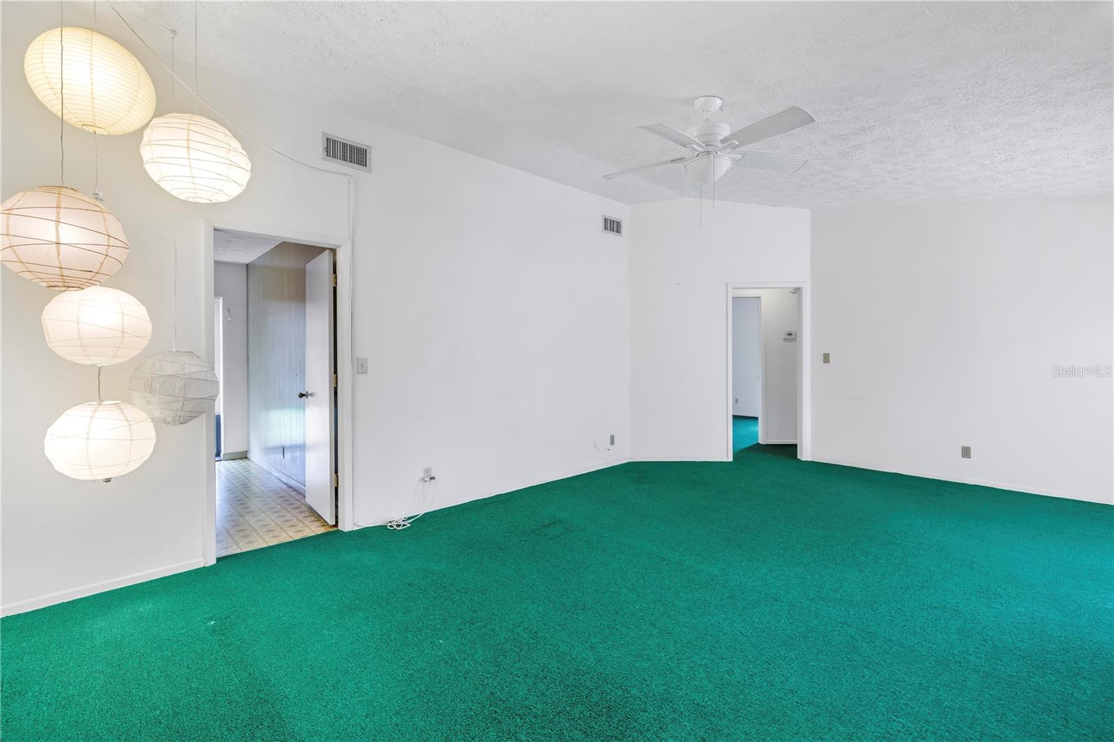 8020 CRANBROOK CT, SEMINOLE, FL, 33777
