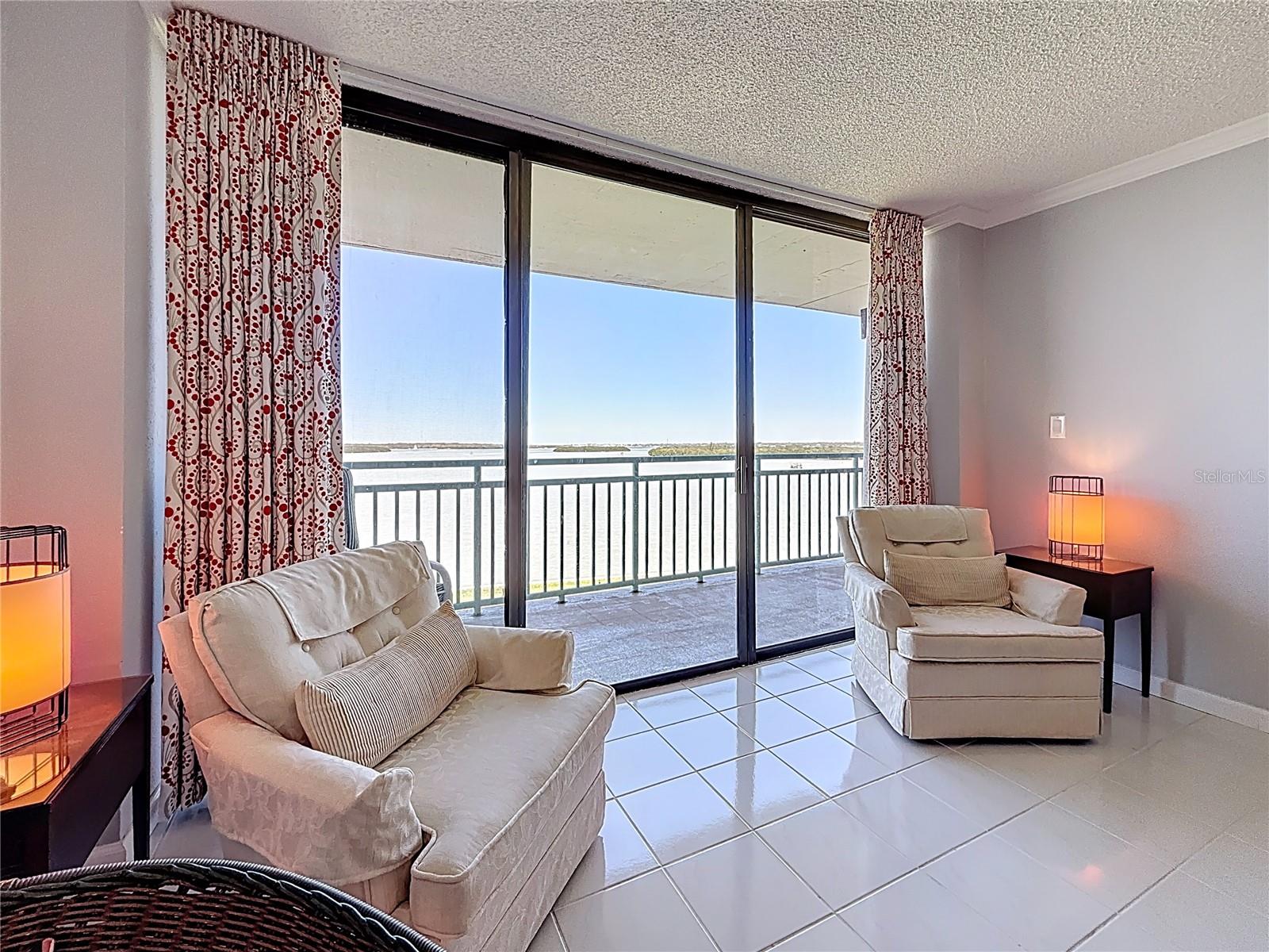 1 KEY CAPRI #301E, TREASURE ISLAND, FL, 33706