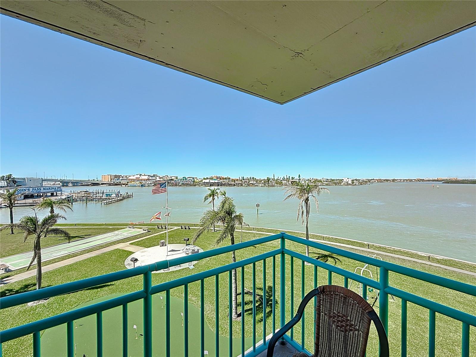 1 KEY CAPRI #301E, TREASURE ISLAND, FL, 33706