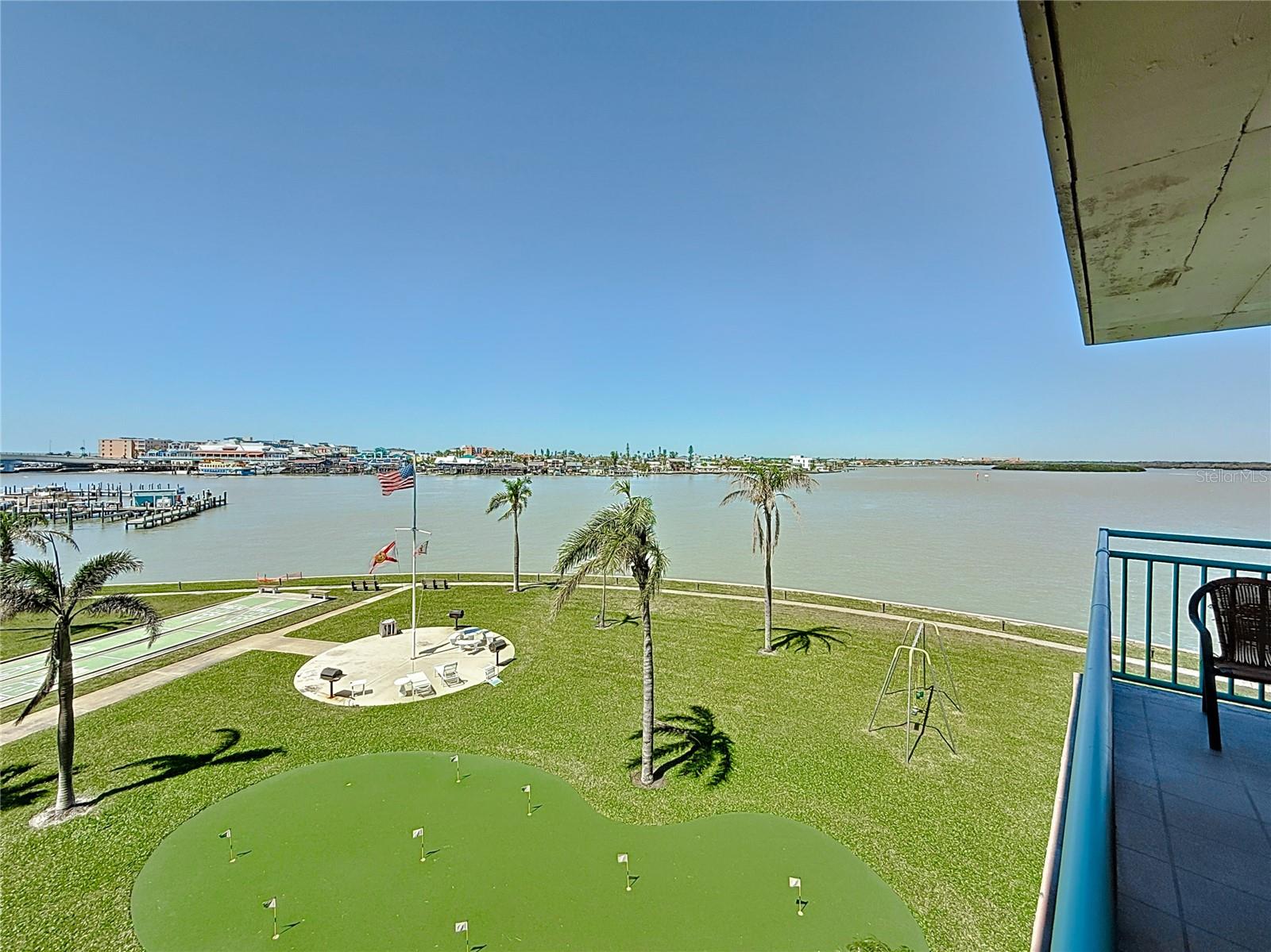1 KEY CAPRI #301E, TREASURE ISLAND, FL, 33706