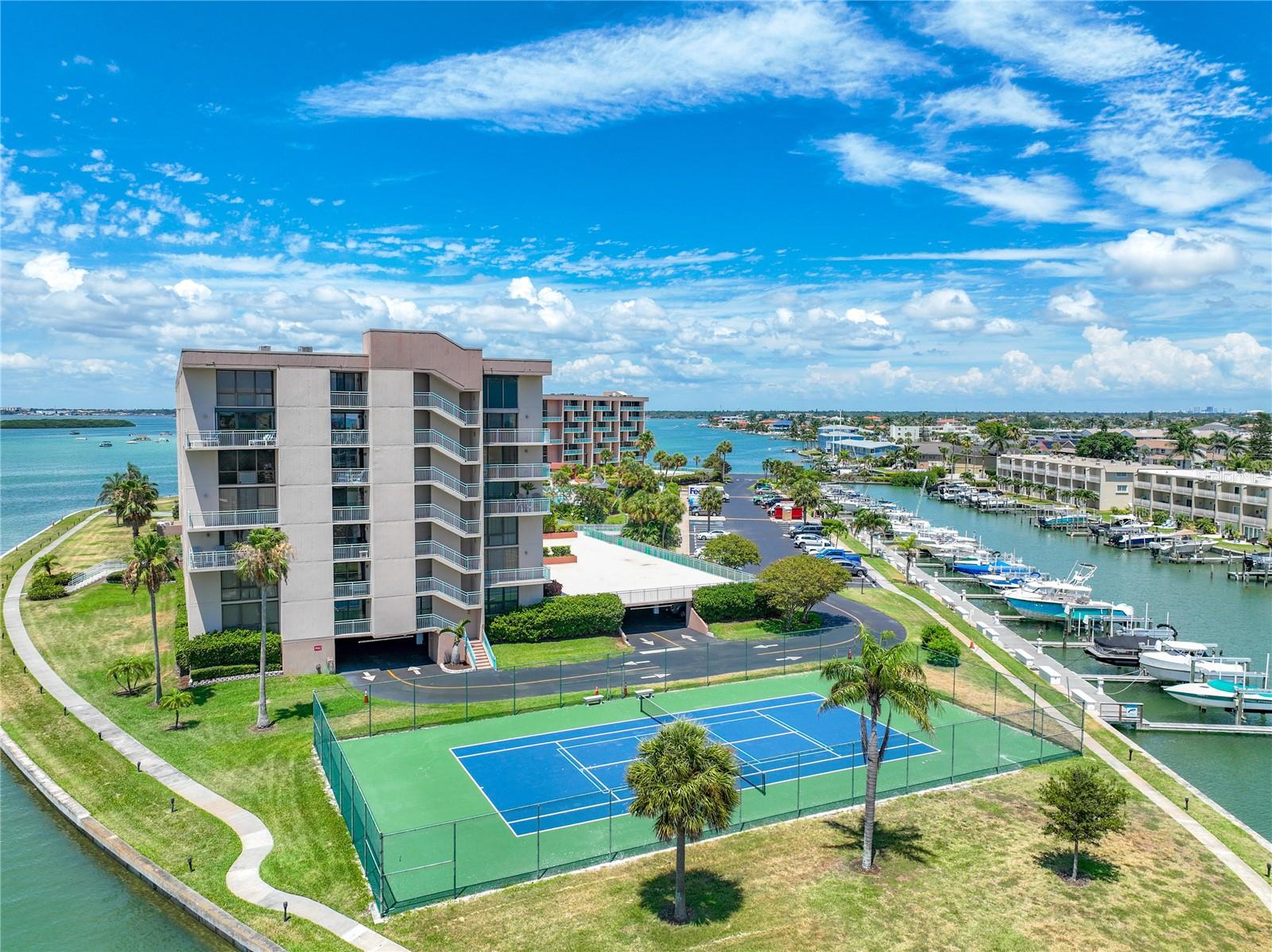1 KEY CAPRI #301E, TREASURE ISLAND, FL, 33706