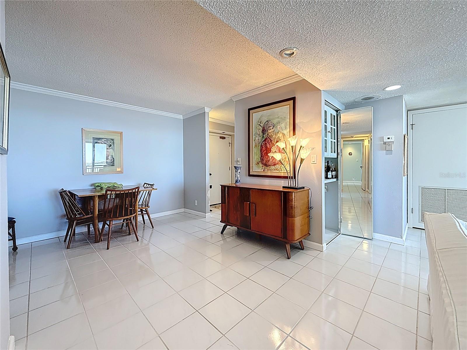 1 KEY CAPRI #301E, TREASURE ISLAND, FL, 33706