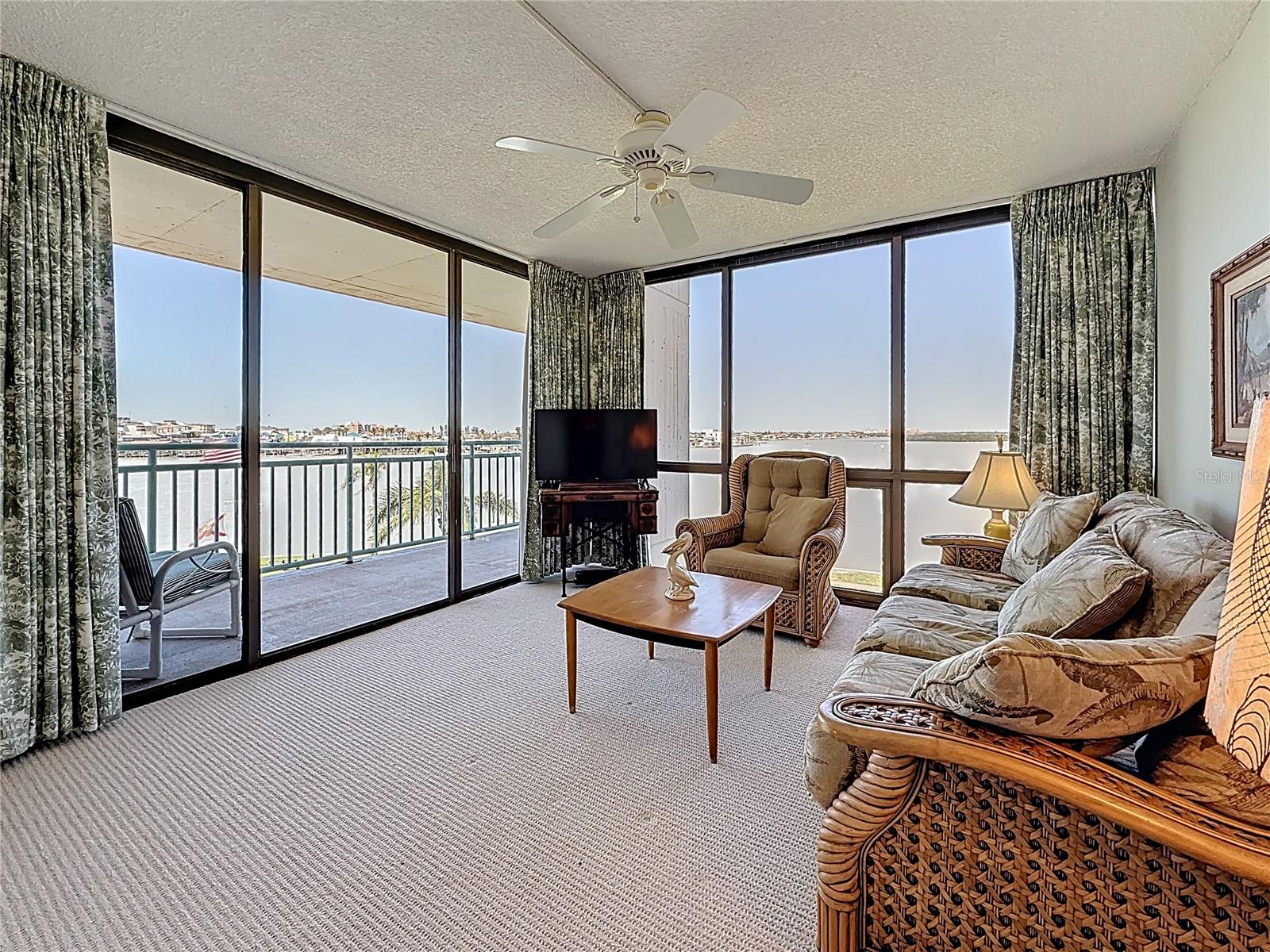 1 KEY CAPRI #301E, TREASURE ISLAND, FL, 33706
