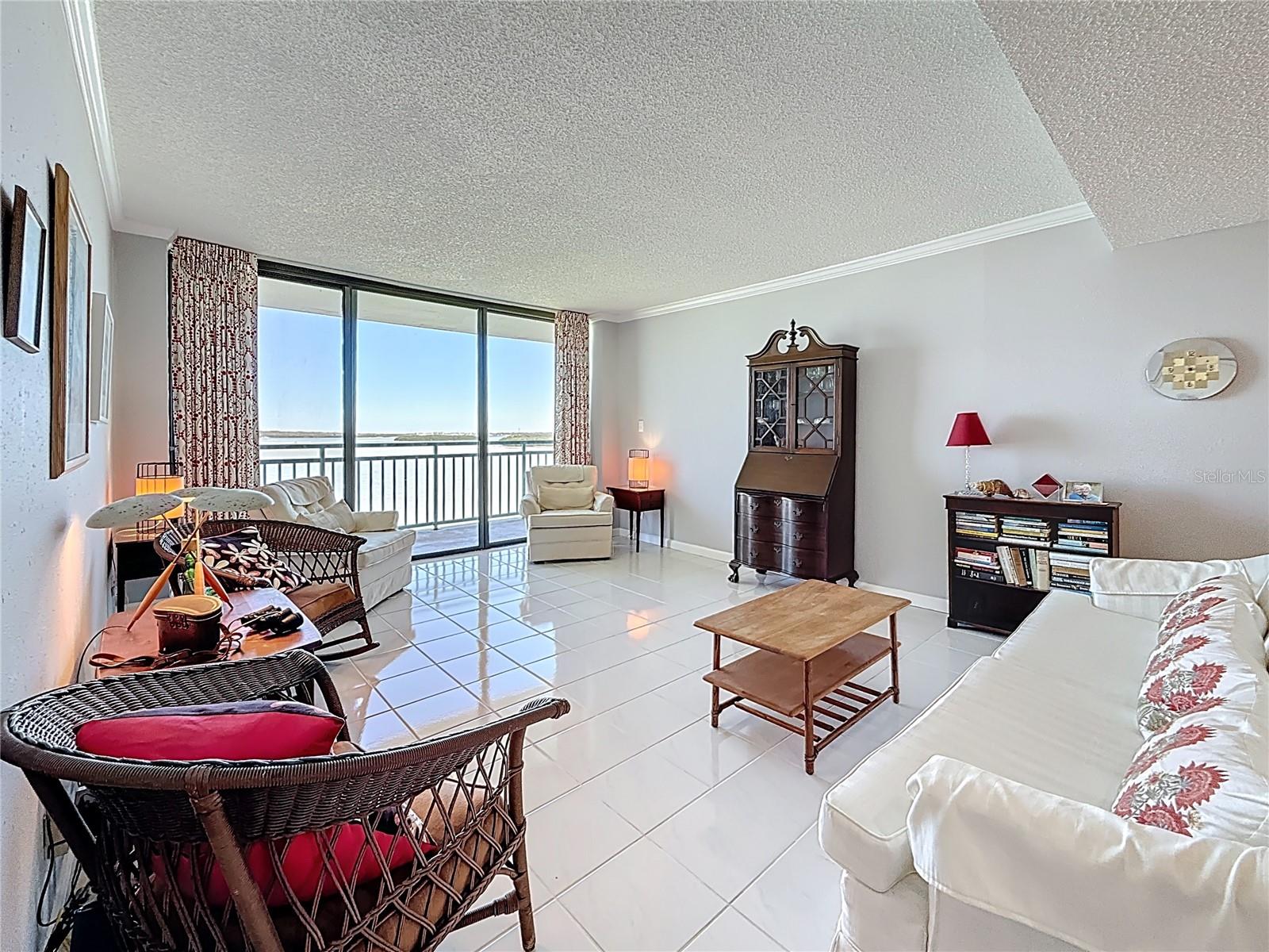 1 KEY CAPRI #301E, TREASURE ISLAND, FL, 33706