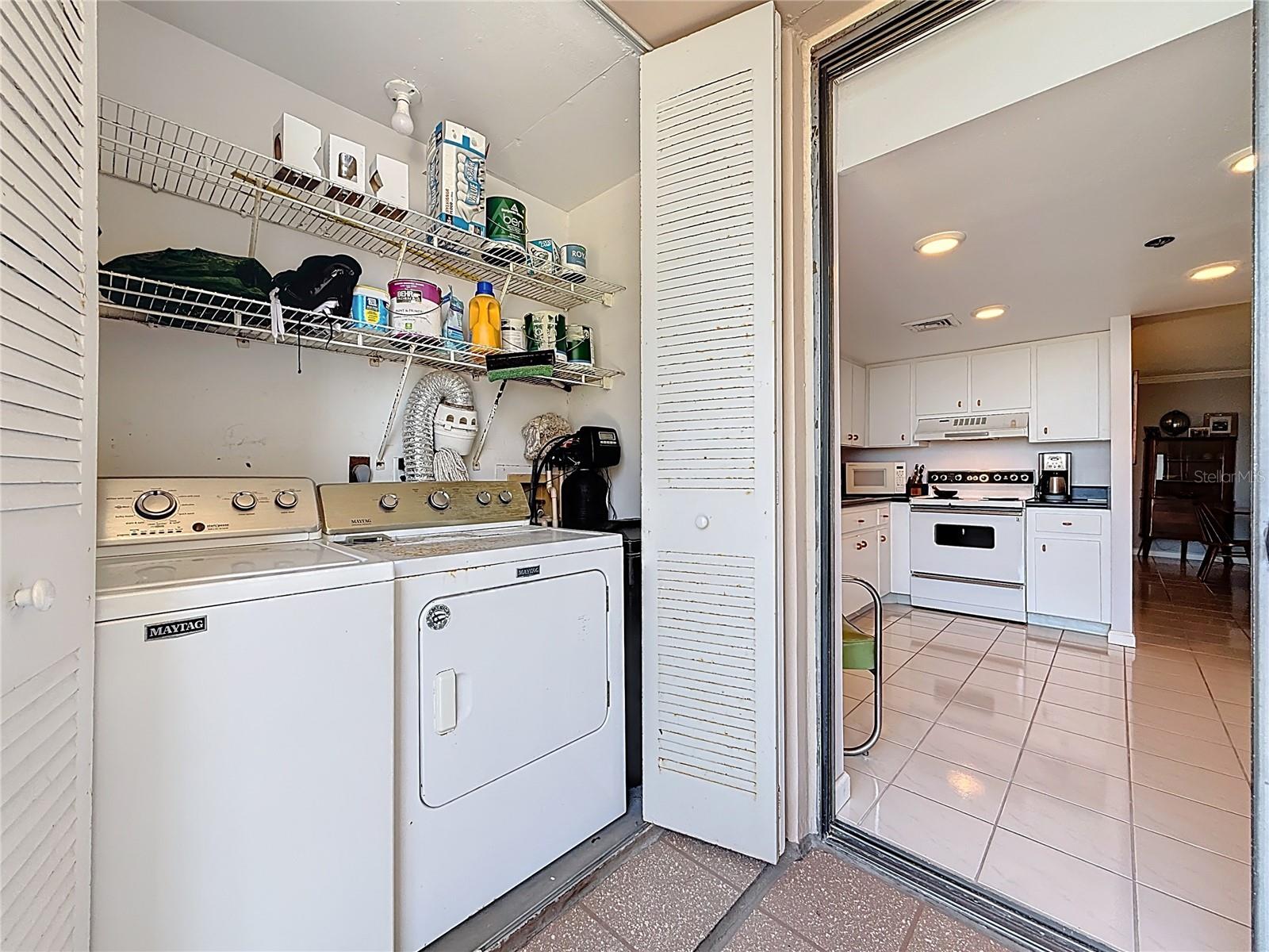 1 KEY CAPRI #301E, TREASURE ISLAND, FL, 33706