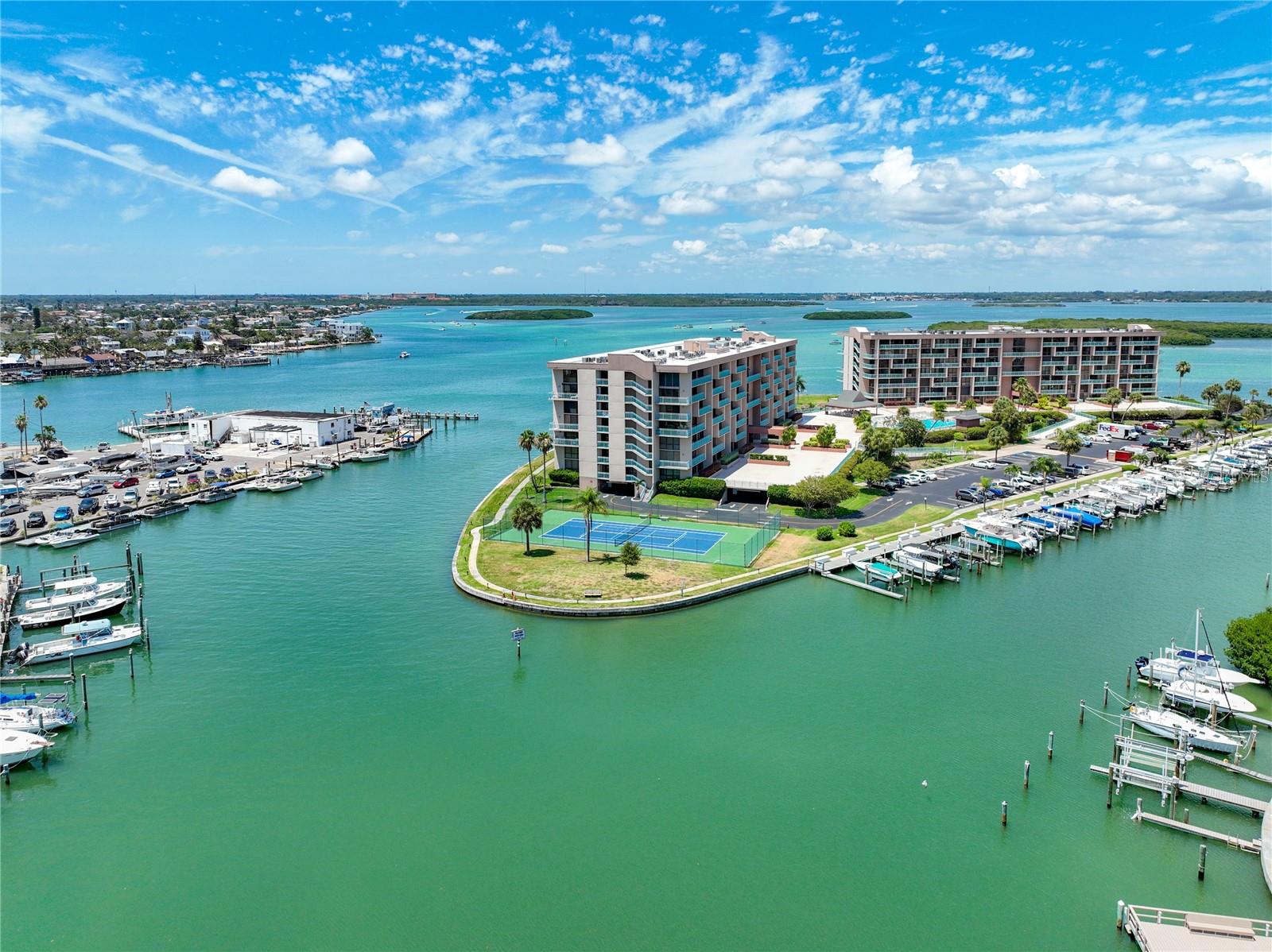 1 KEY CAPRI #301E, TREASURE ISLAND, FL, 33706