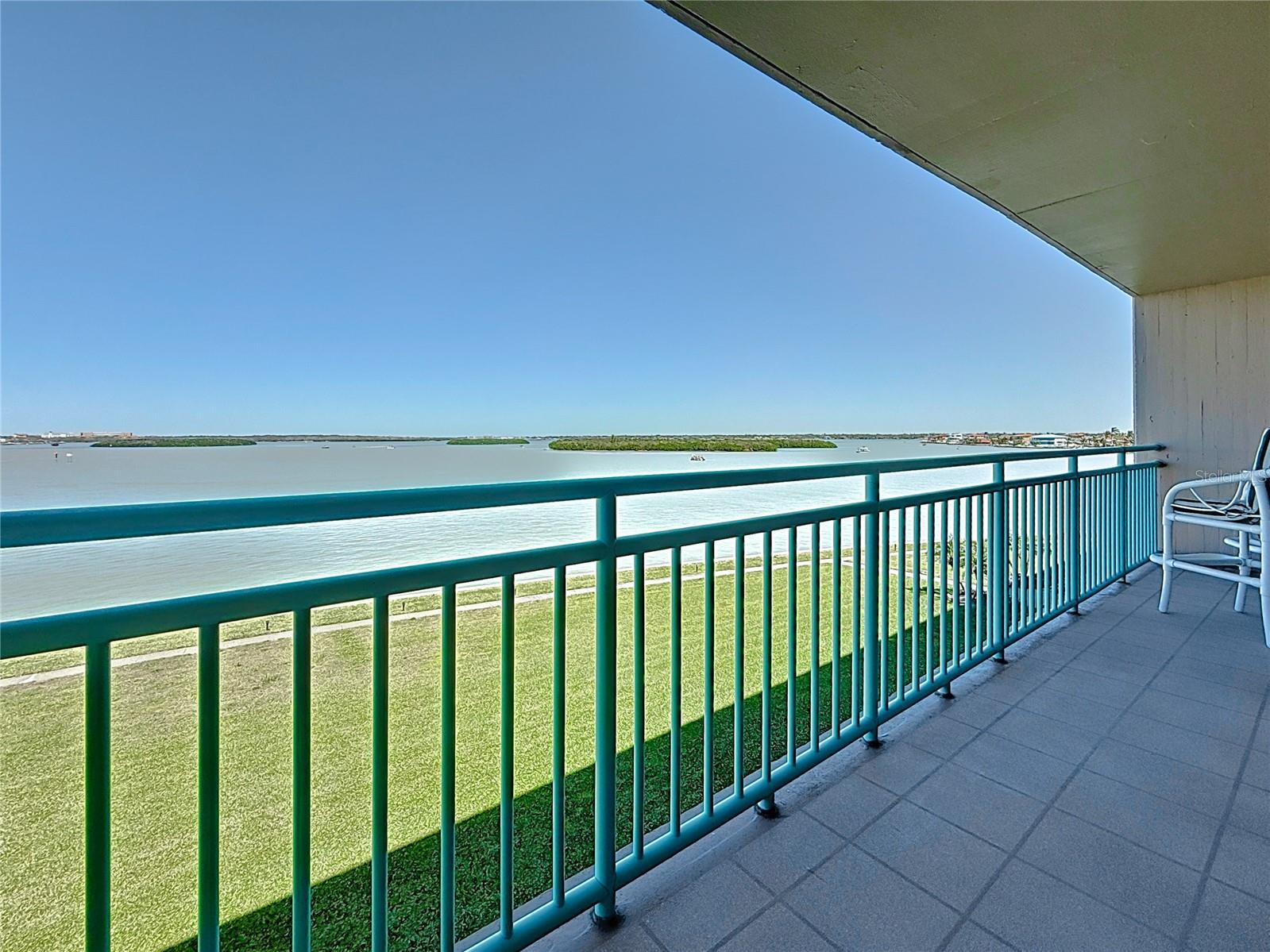1 KEY CAPRI #301E, TREASURE ISLAND, FL, 33706