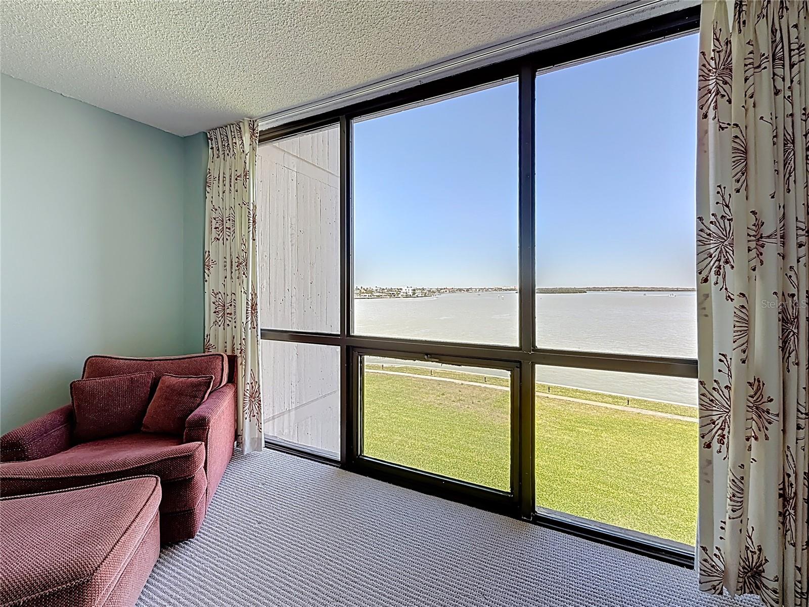 1 KEY CAPRI #301E, TREASURE ISLAND, FL, 33706