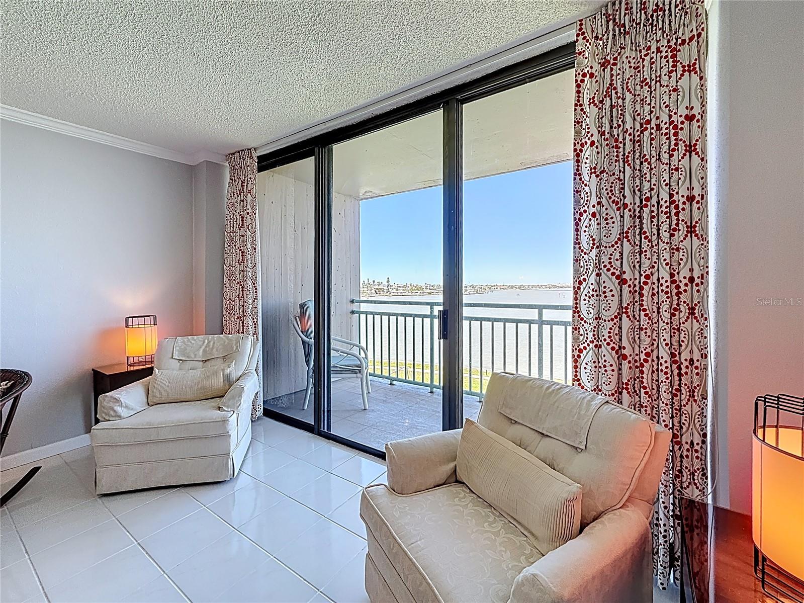 1 KEY CAPRI #301E, TREASURE ISLAND, FL, 33706