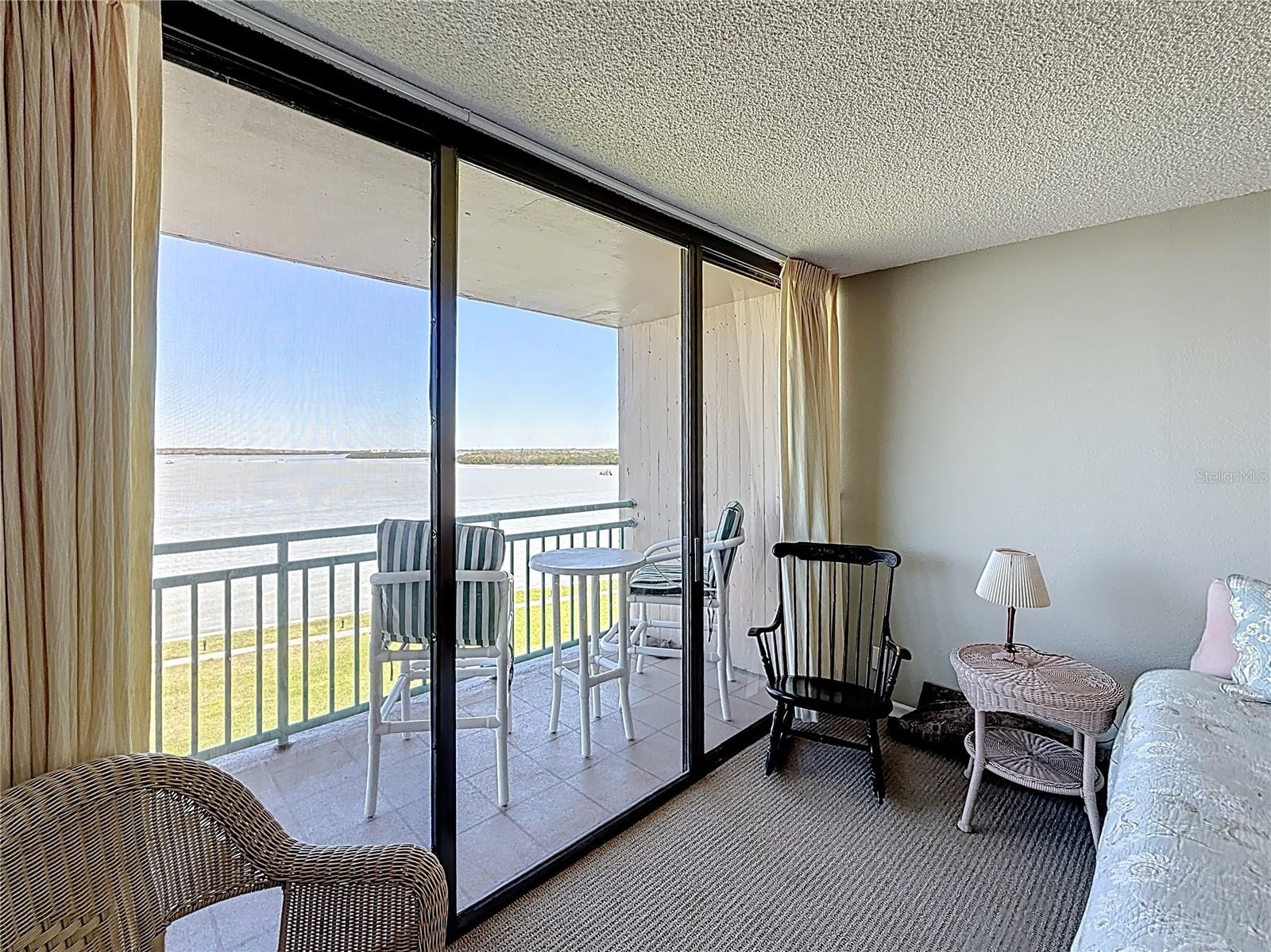 1 KEY CAPRI #301E, TREASURE ISLAND, FL, 33706