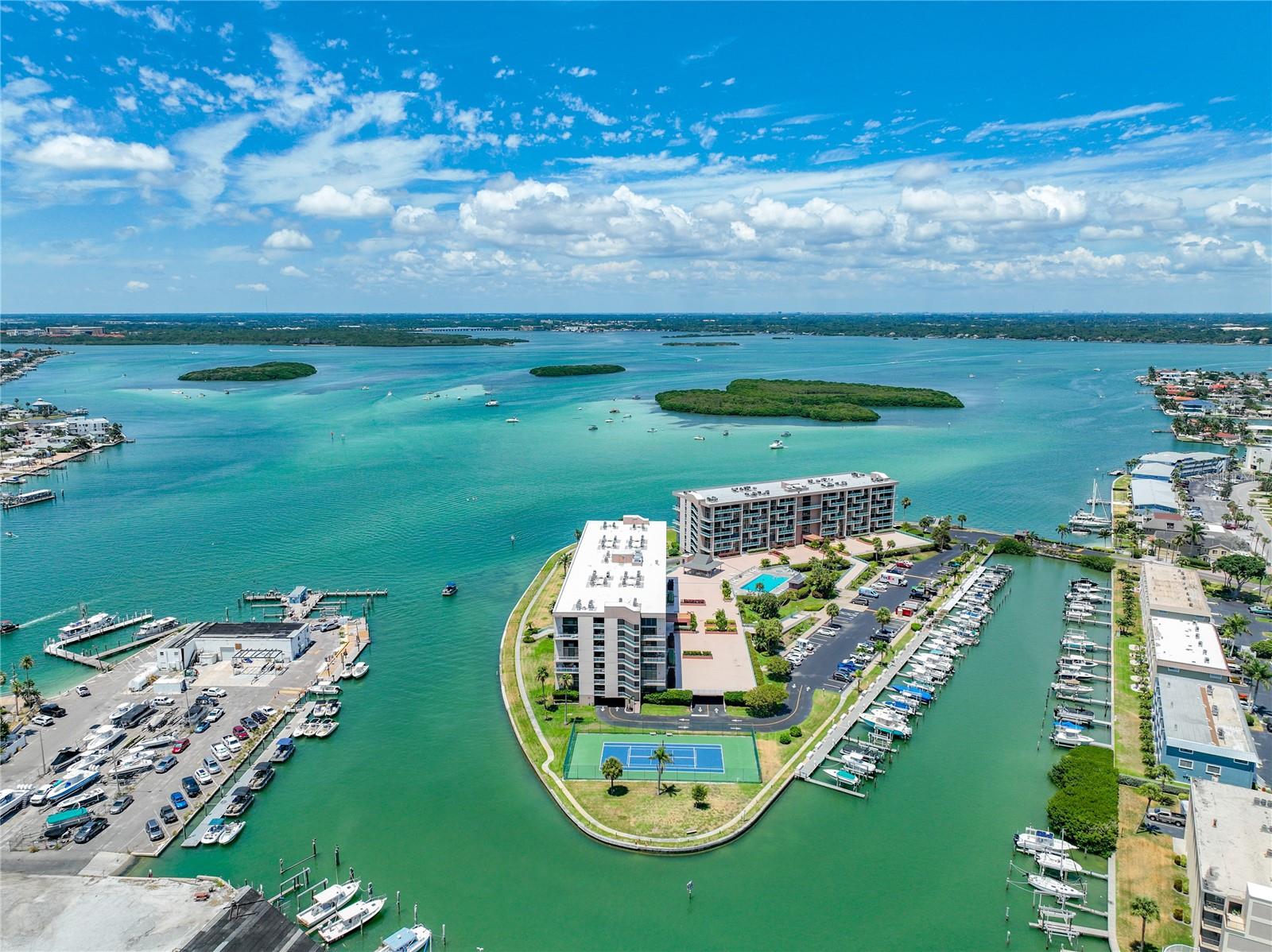 1 KEY CAPRI #301E, TREASURE ISLAND, FL, 33706