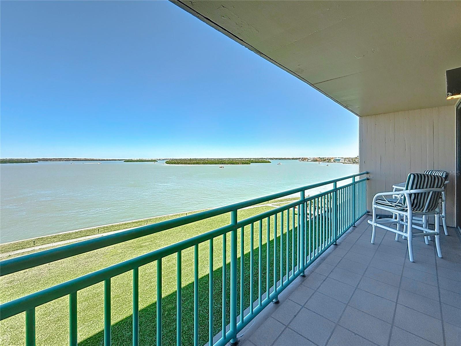 1 KEY CAPRI #301E, TREASURE ISLAND, FL, 33706
