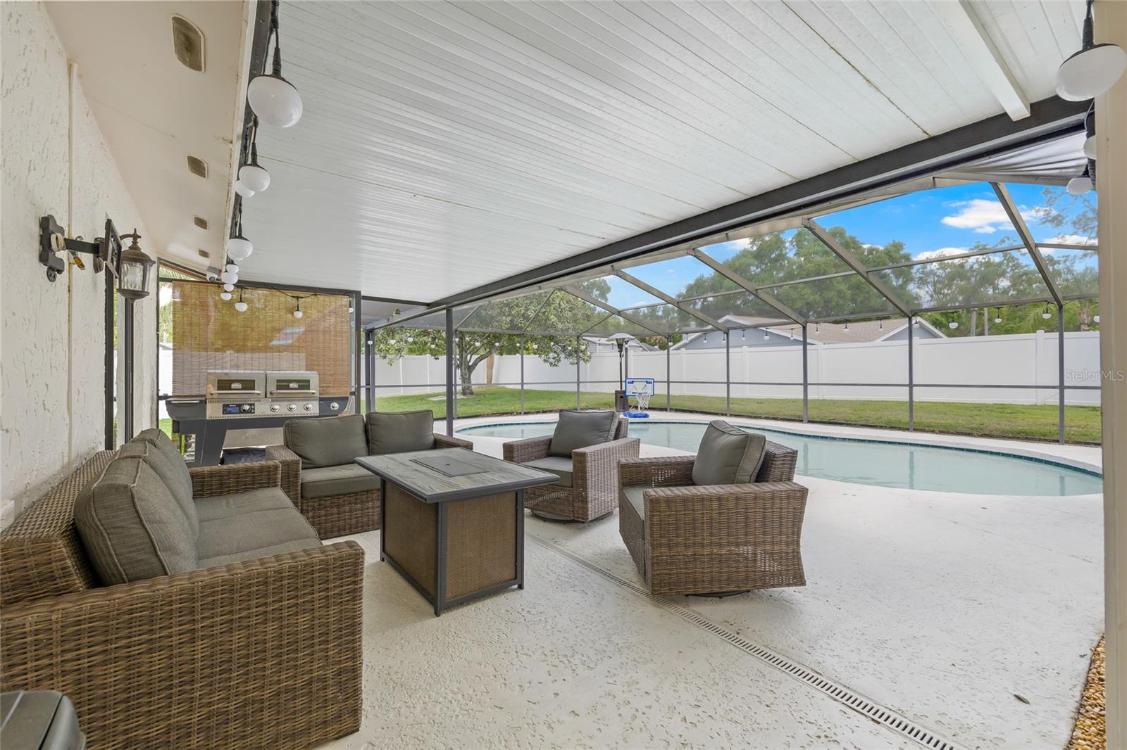 4607 FARMHOUSE DR, TAMPA, FL, 33624