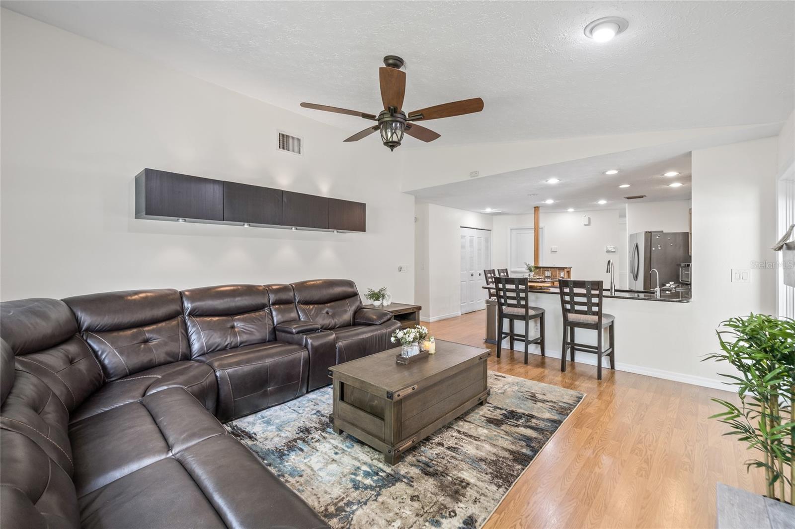 4607 FARMHOUSE DR, TAMPA, FL, 33624