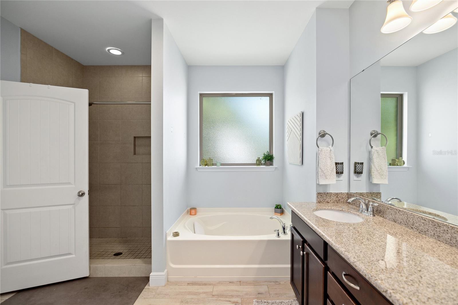 495 BRIGHTON CV, FREEPORT, FL, 32439