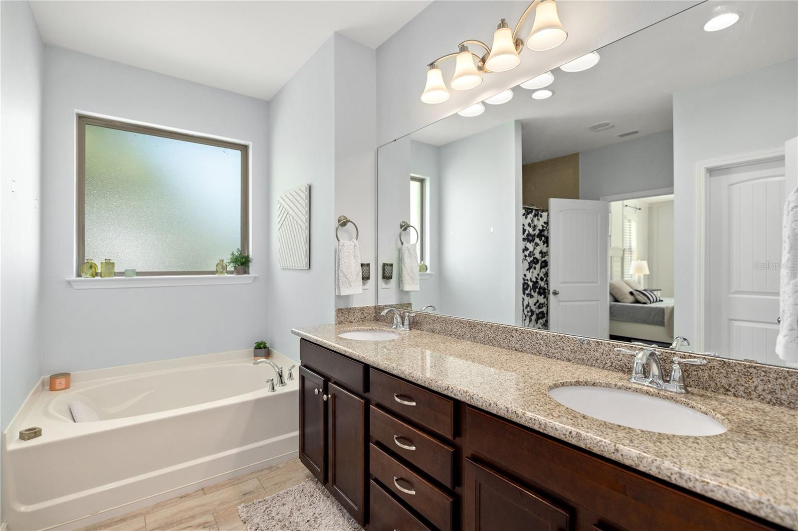 495 BRIGHTON CV, FREEPORT, FL, 32439