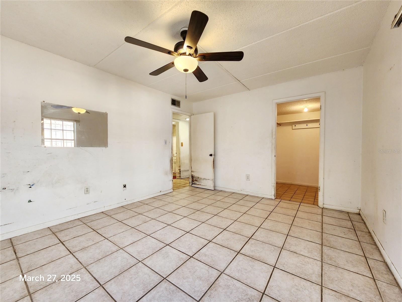 4702 MICHAEL CT #137, TAMPA, FL, 33614