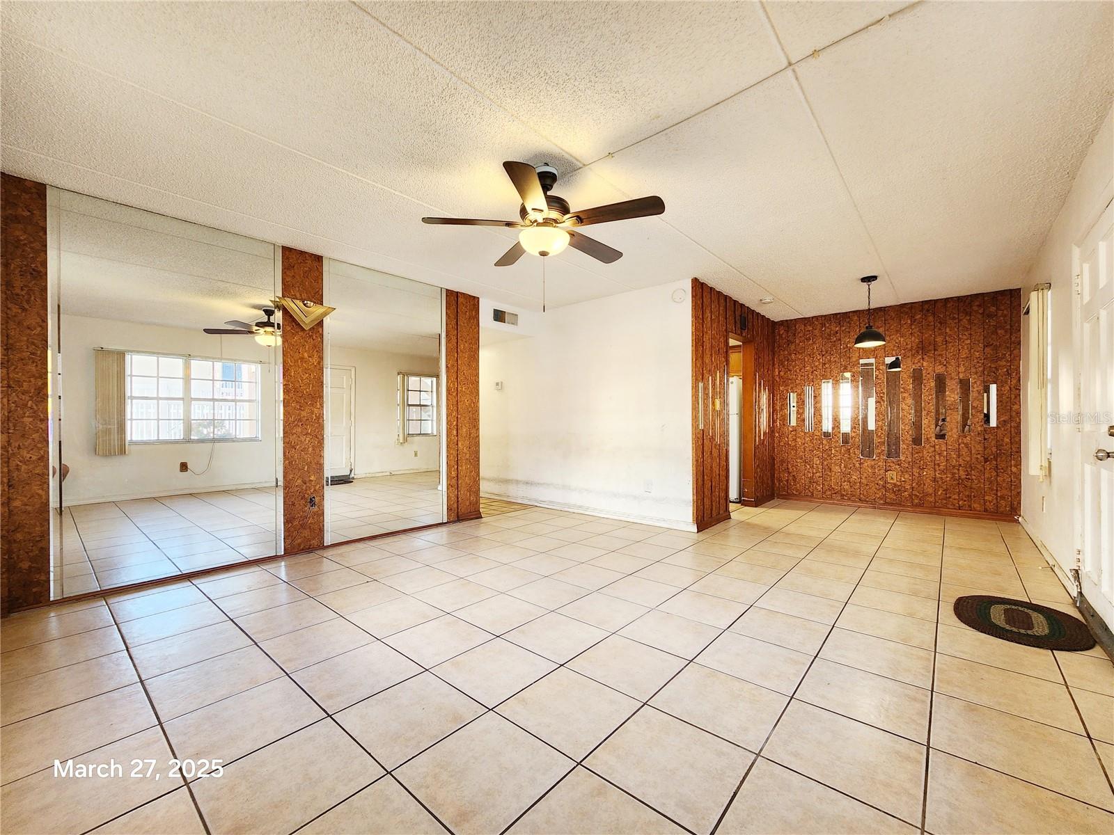 4702 MICHAEL CT #137, TAMPA, FL, 33614