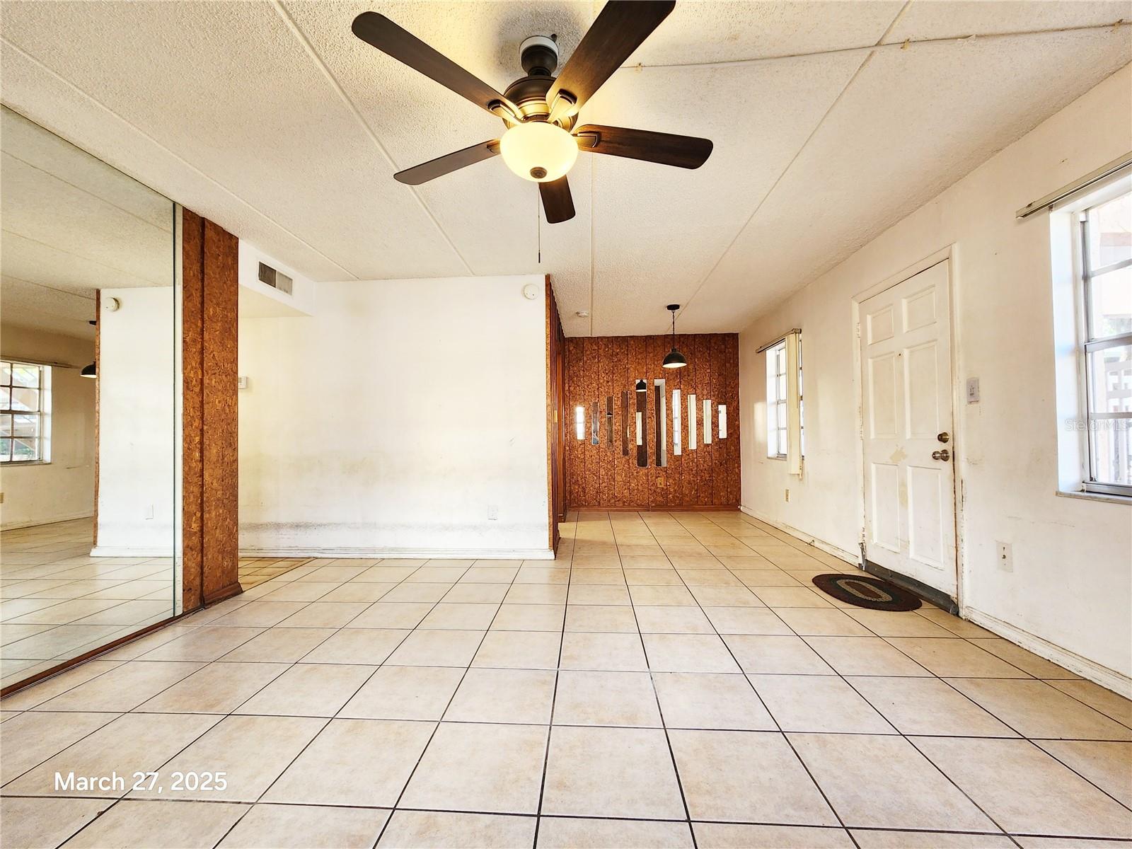4702 MICHAEL CT #137, TAMPA, FL, 33614