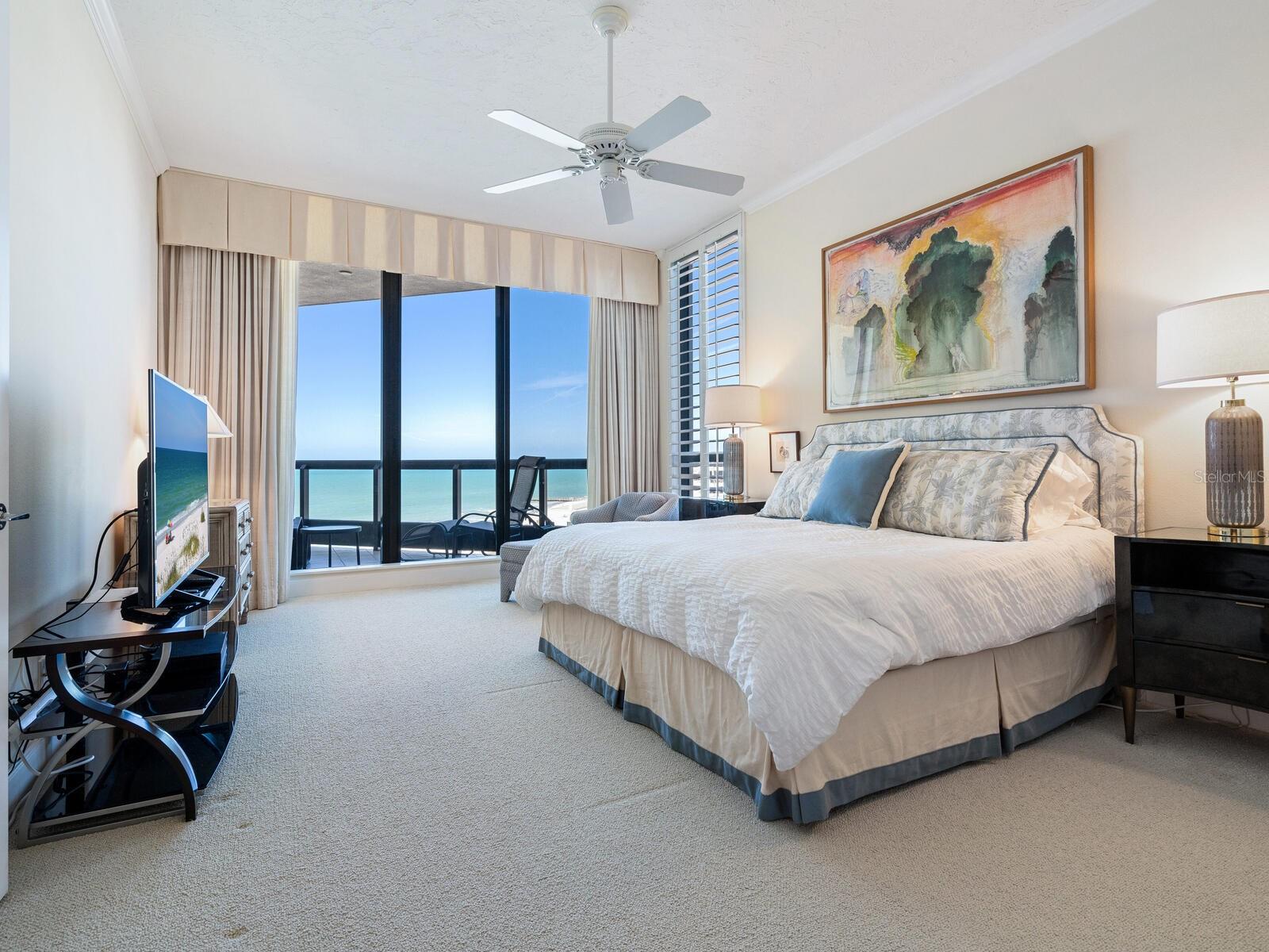 1281 GULF OF MEXICO DR #704, LONGBOAT KEY, FL, 34228