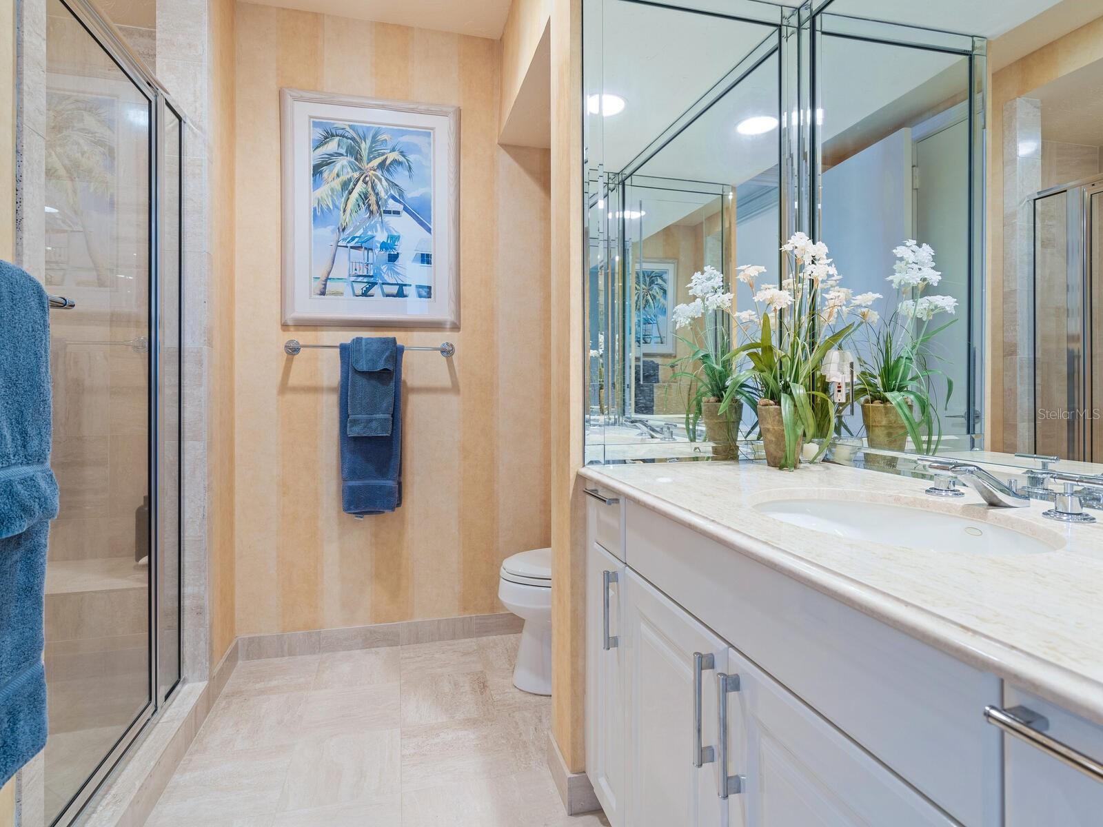 1281 GULF OF MEXICO DR #704, LONGBOAT KEY, FL, 34228