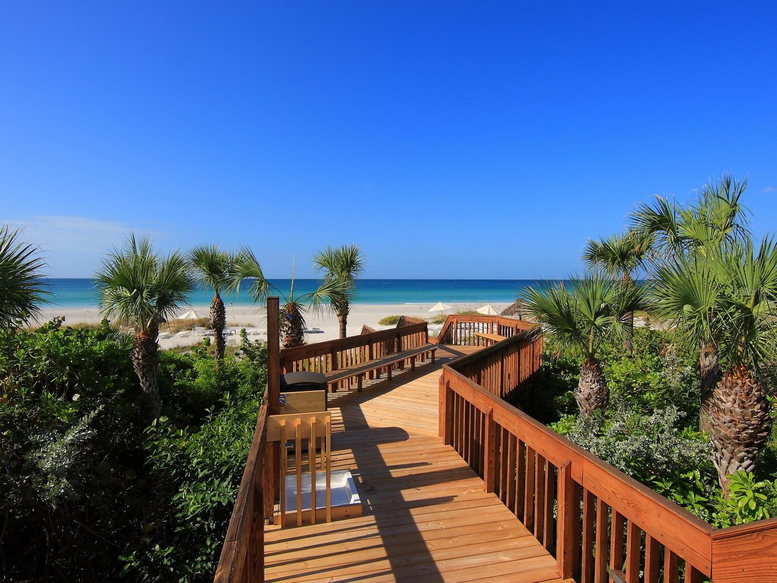 1281 GULF OF MEXICO DR #704, LONGBOAT KEY, FL, 34228