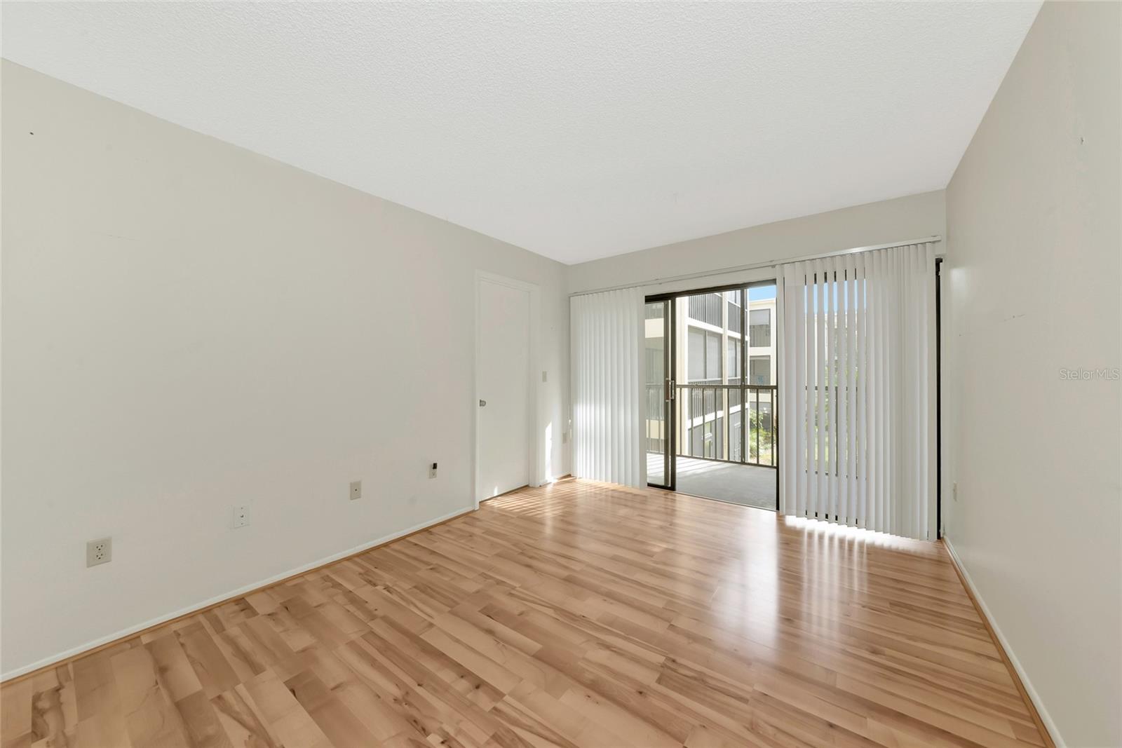 425 30TH AVE W #C208, BRADENTON, FL, 34205