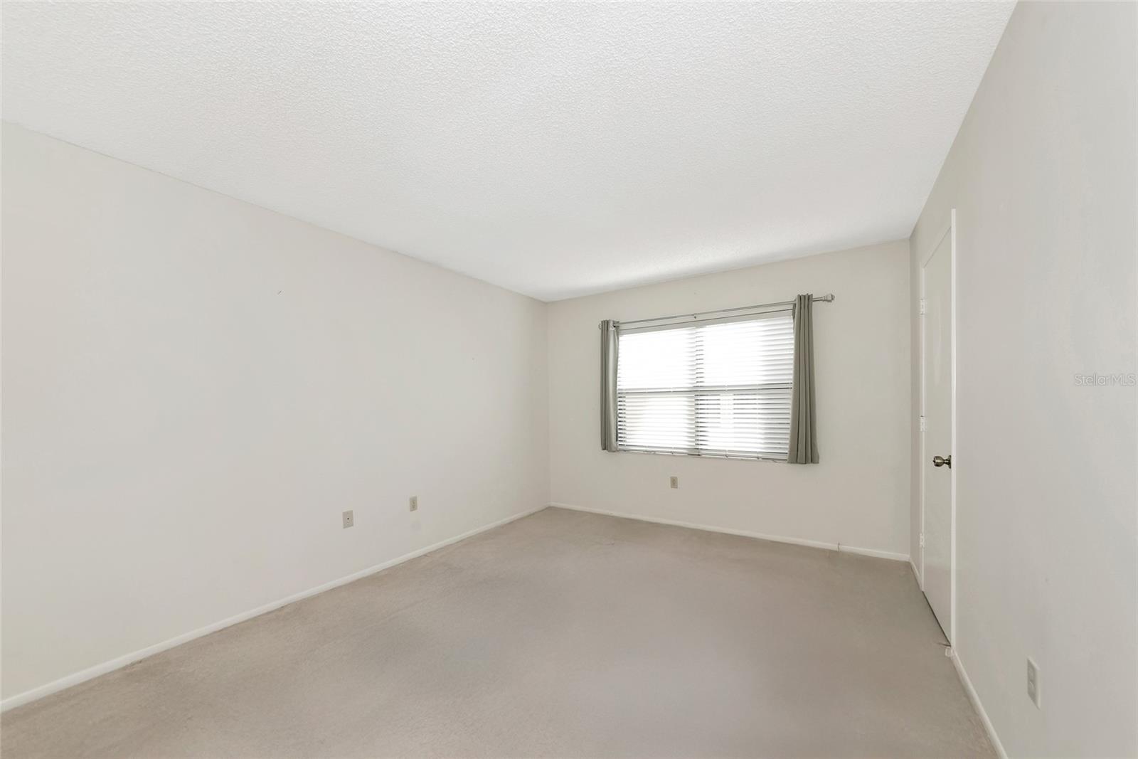 425 30TH AVE W #C208, BRADENTON, FL, 34205