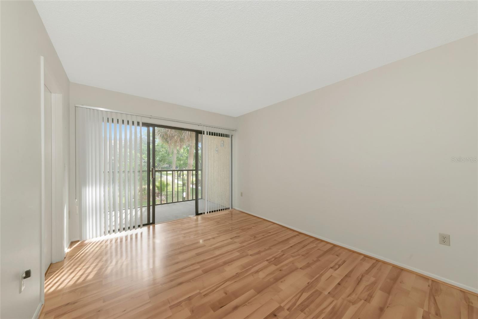 425 30TH AVE W #C208, BRADENTON, FL, 34205