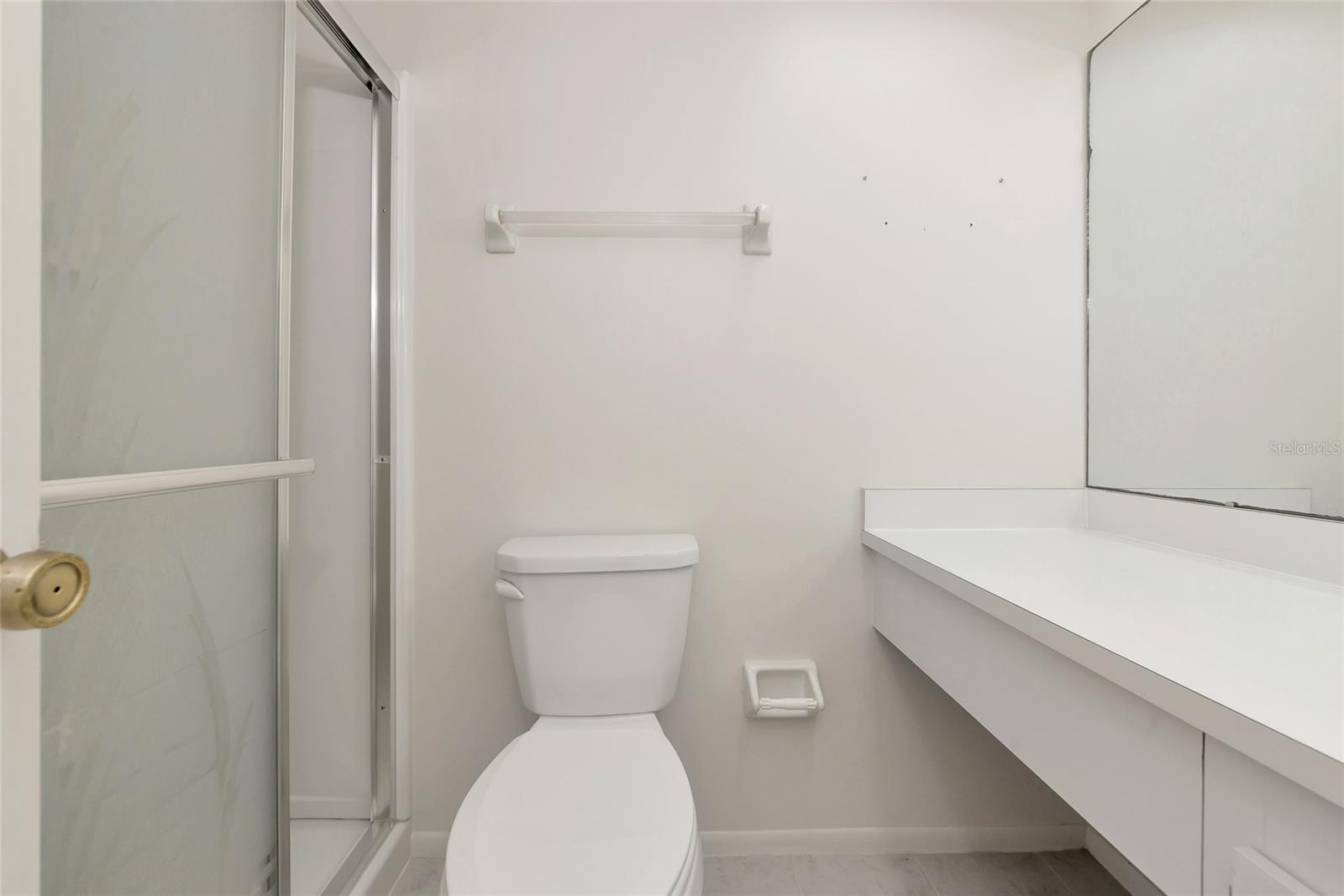 425 30TH AVE W #C208, BRADENTON, FL, 34205