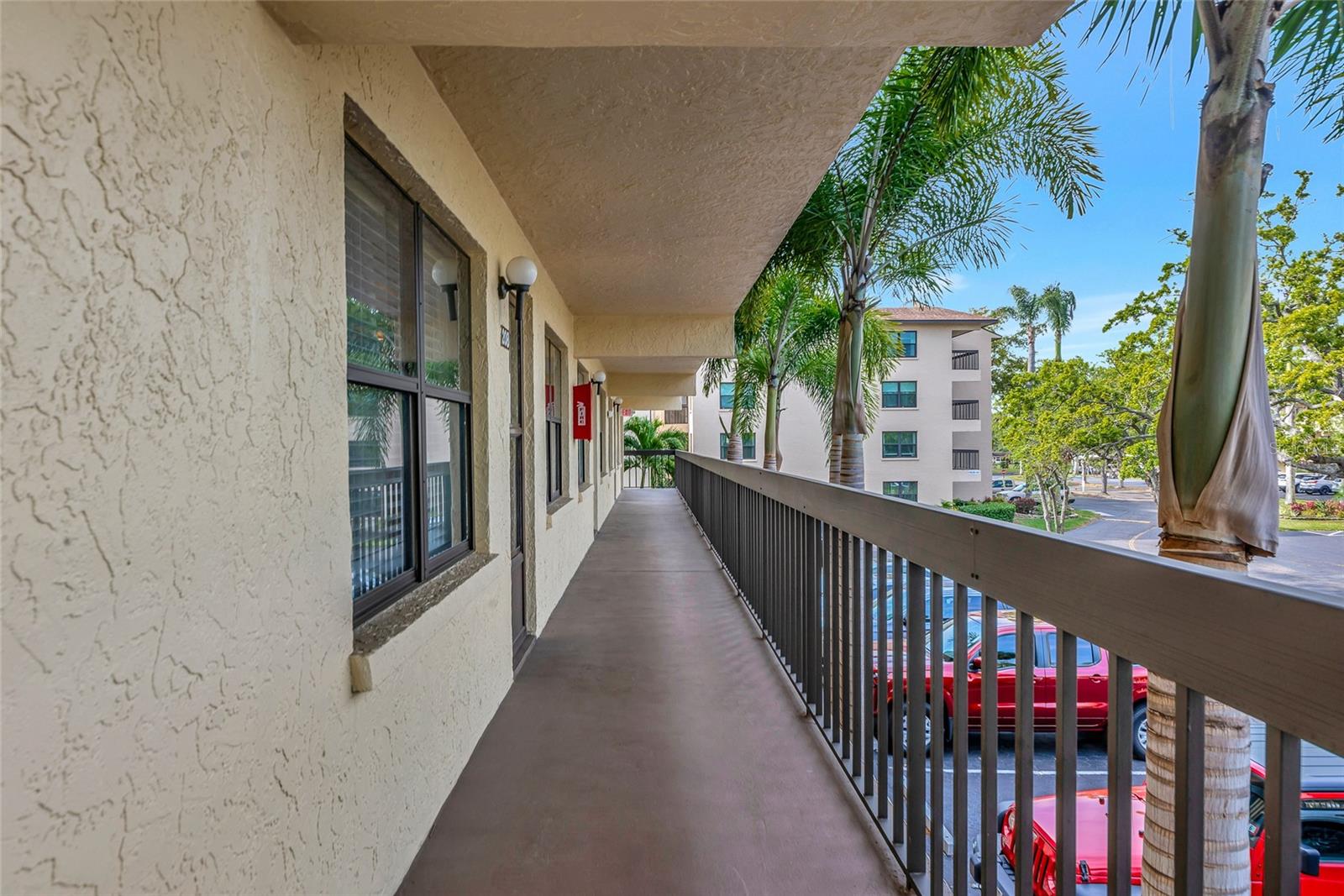 425 30TH AVE W #C208, BRADENTON, FL, 34205