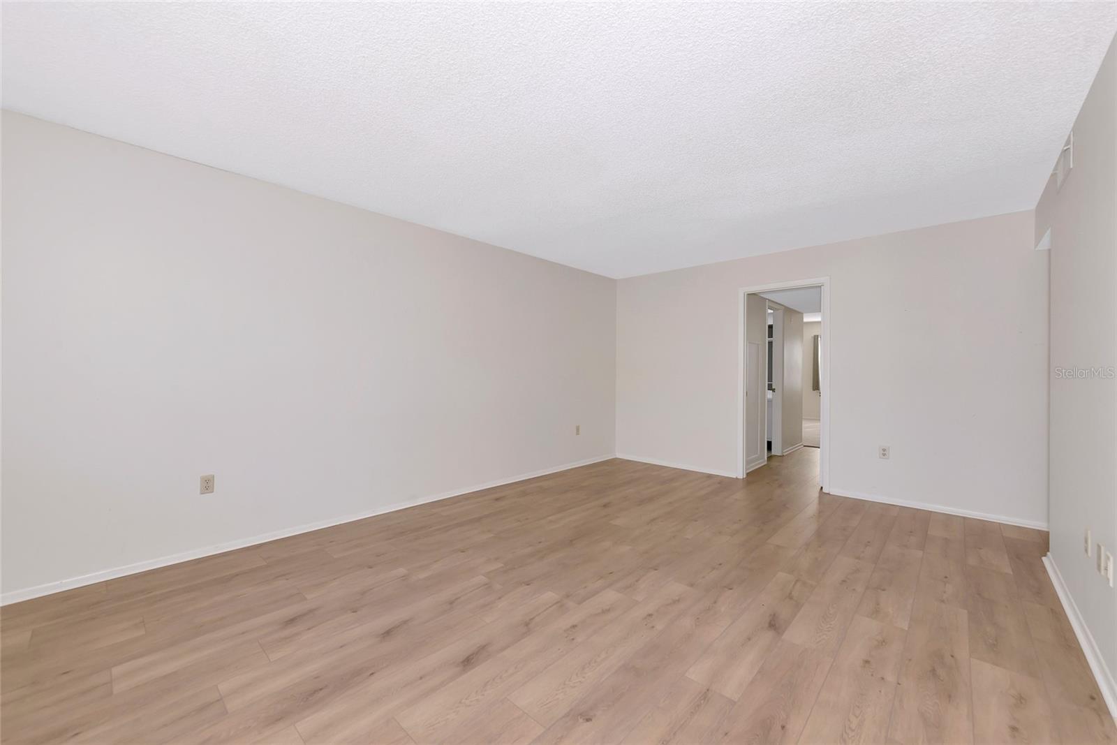 425 30TH AVE W #C208, BRADENTON, FL, 34205