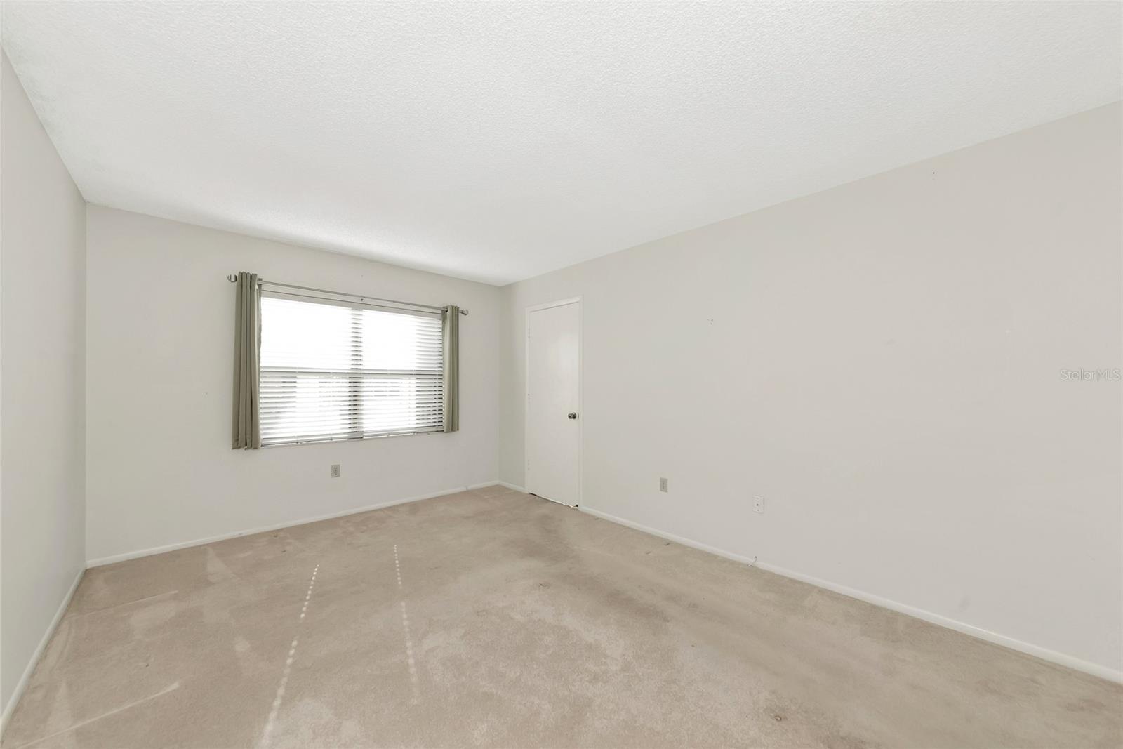 425 30TH AVE W #C208, BRADENTON, FL, 34205