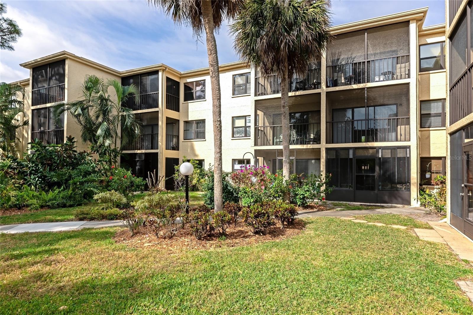 425 30TH AVE W #C208, BRADENTON, FL, 34205