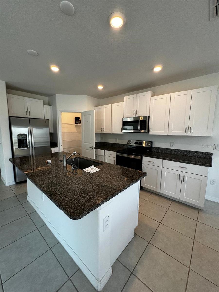 36420 GARDEN WALL WAY, ZEPHYRHILLS, FL, 33541