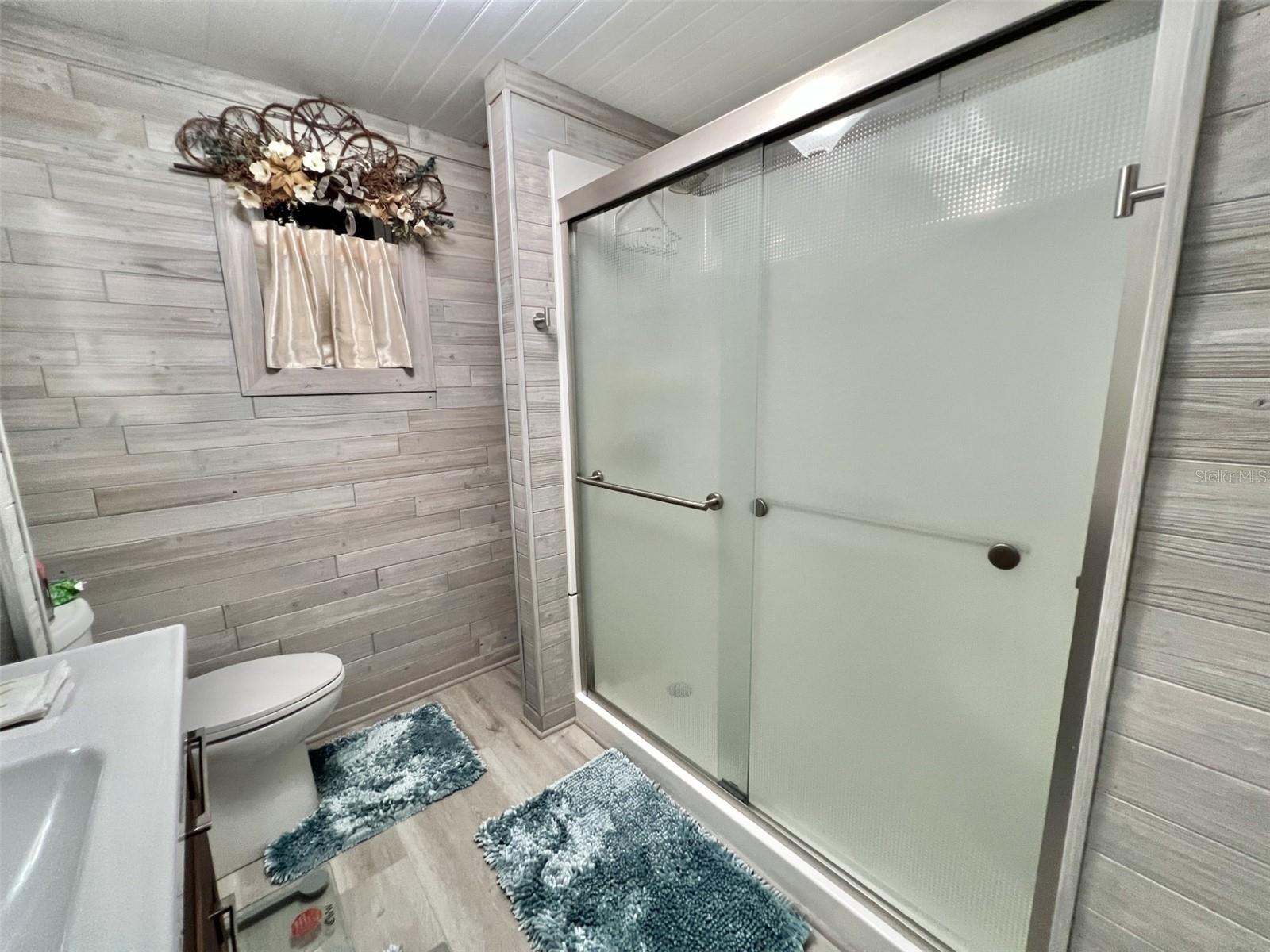 207 HAWTHORNE BLVD, LEESBURG, FL, 34748