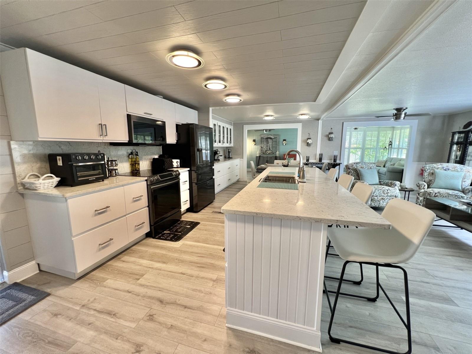 207 HAWTHORNE BLVD, LEESBURG, FL, 34748